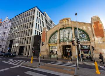 Nowy budynek biurowy w Warszawie