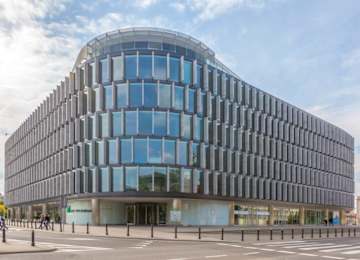 Przebudowa dziedzińca Metropolitan