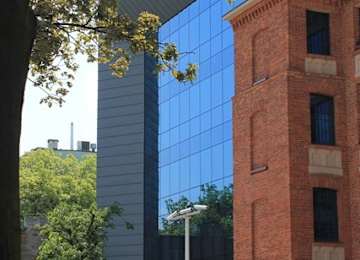 Centrum Biznesowe Kopcińskiego 77