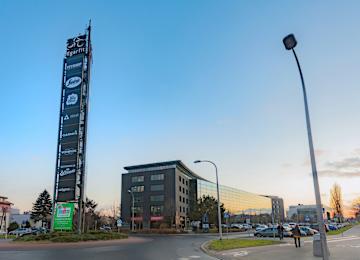 T-Mobile w biurowcu na Marynarskiej 