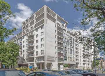 Cotton House / Bema 83