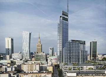 Varso Tower exceeding the Palace of Culture