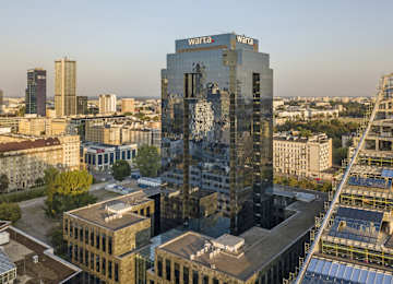 Nowe windy w V Tower