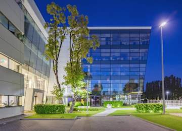 Tri-City: KPMG in Opera Office