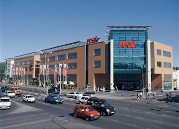 Transcom stays in Kołobrzeska Office and Retail Passage