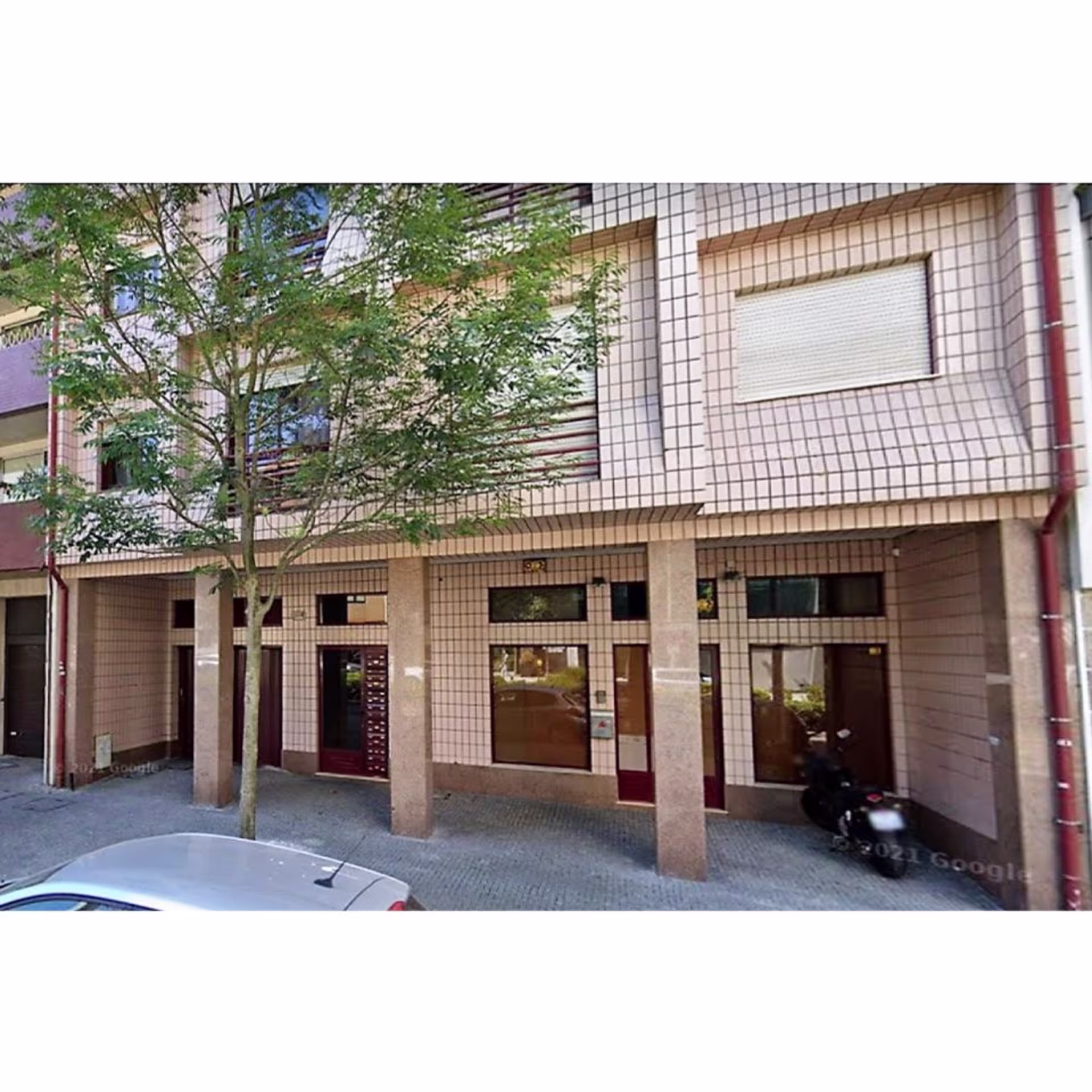 Loja para arrendar Avenida República em Matosinhos