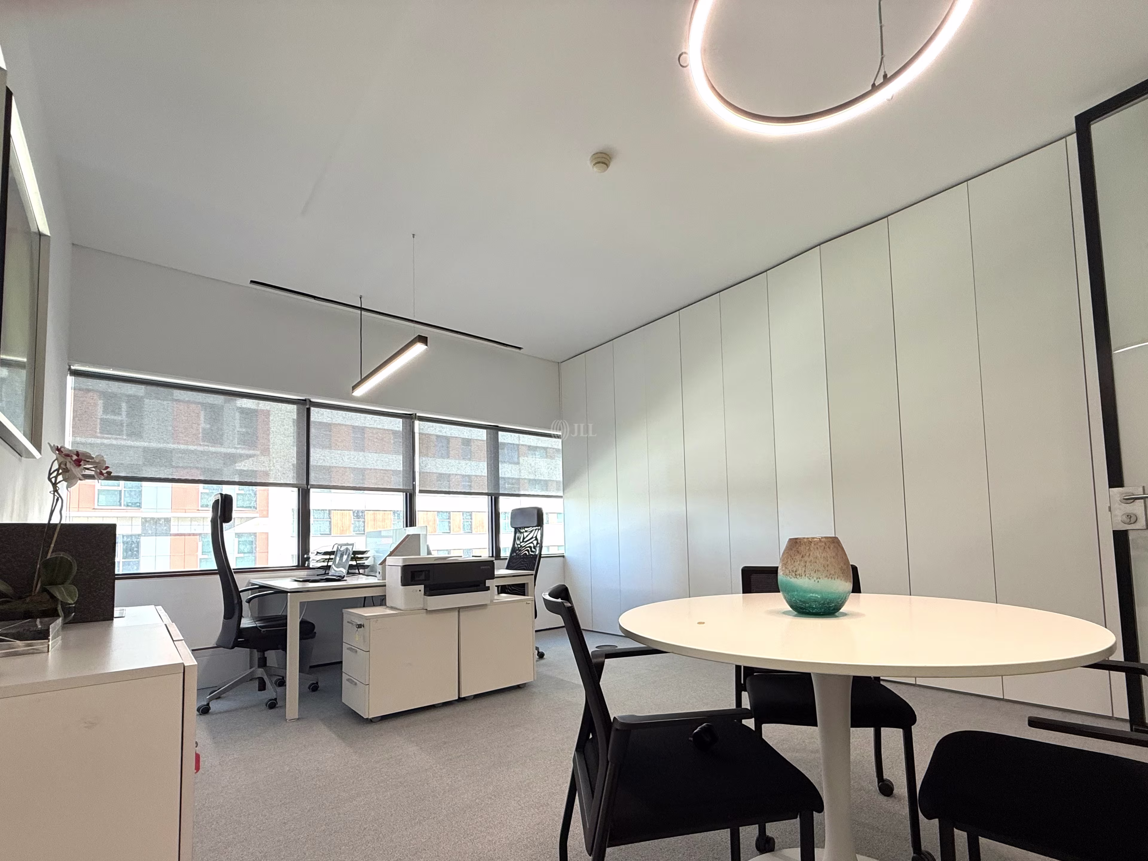 Art's Business Center