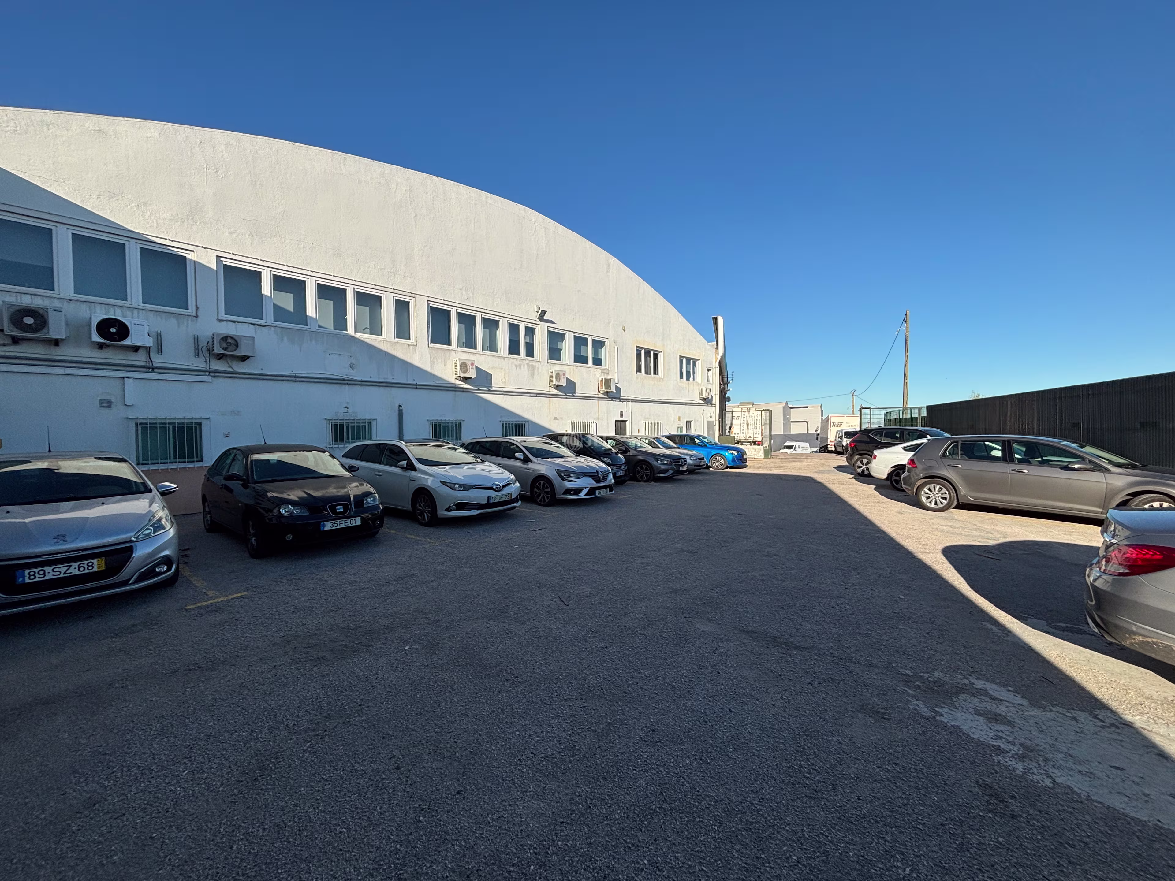 Armazém Camarate (Azinhaga de Fetais)