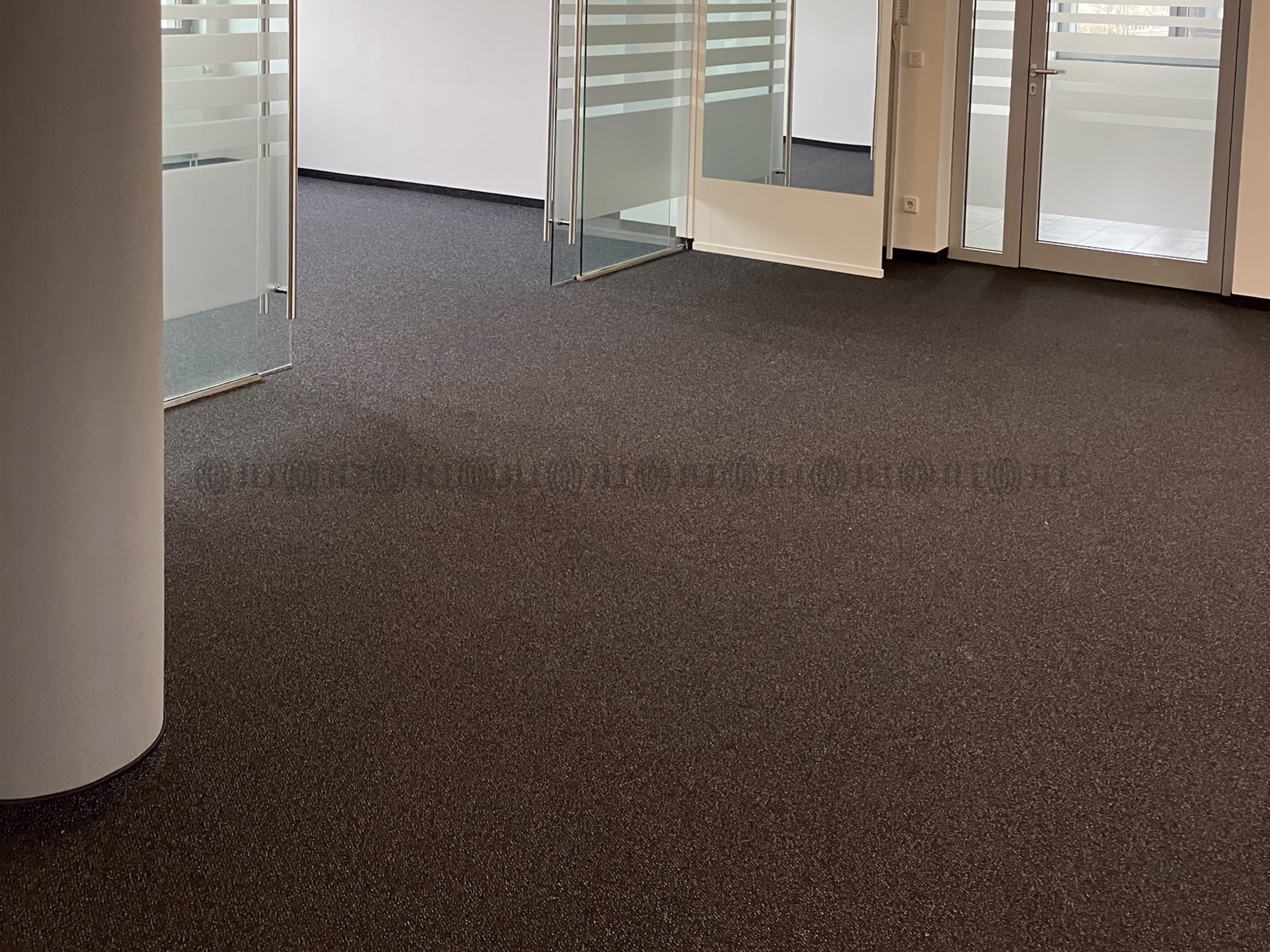 Büroimmobilie - Frankfurt am Main, Schwanheim - F1147