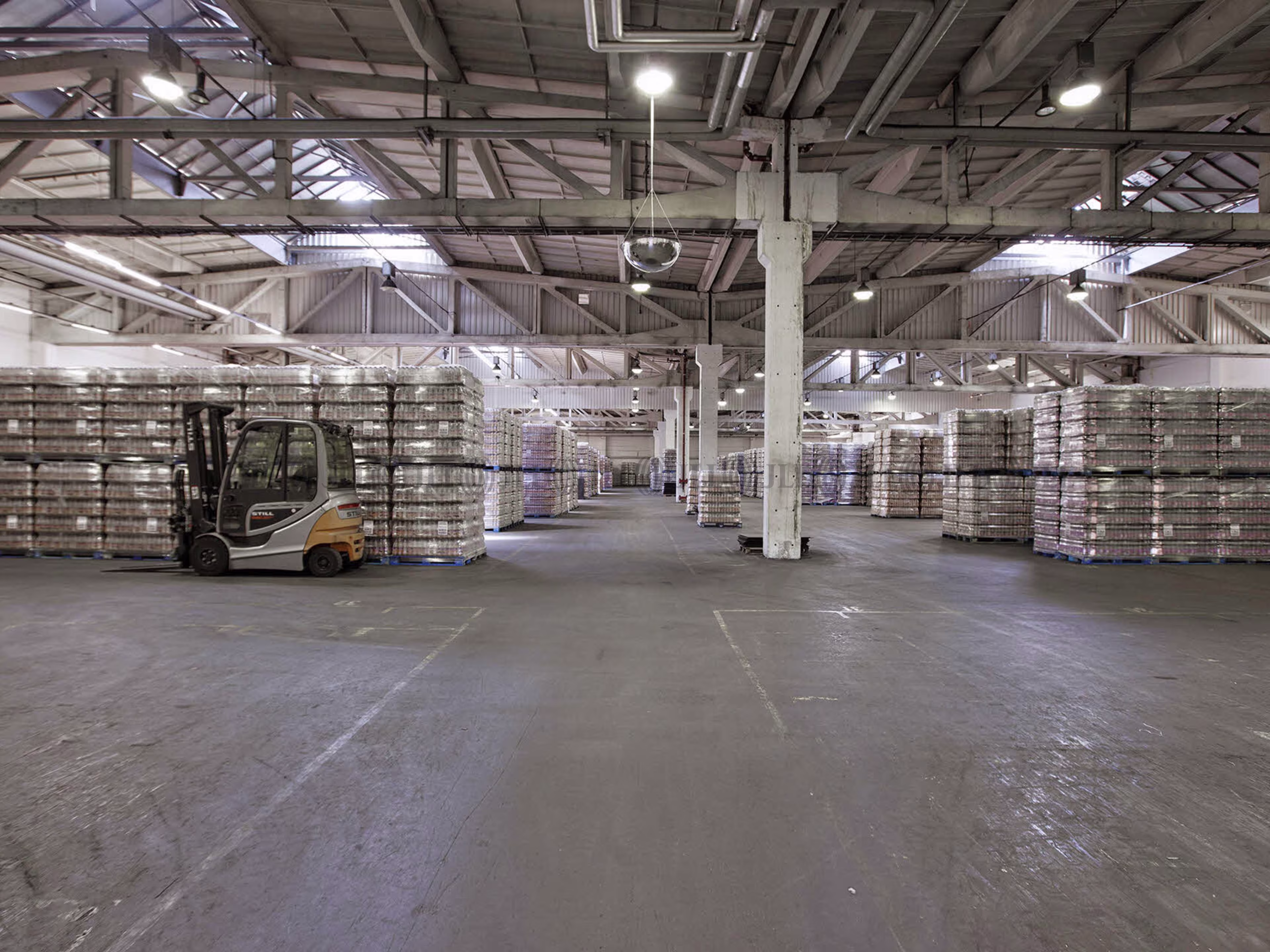 Hallen - Leipzig, Schönefeld-Ost - B1145