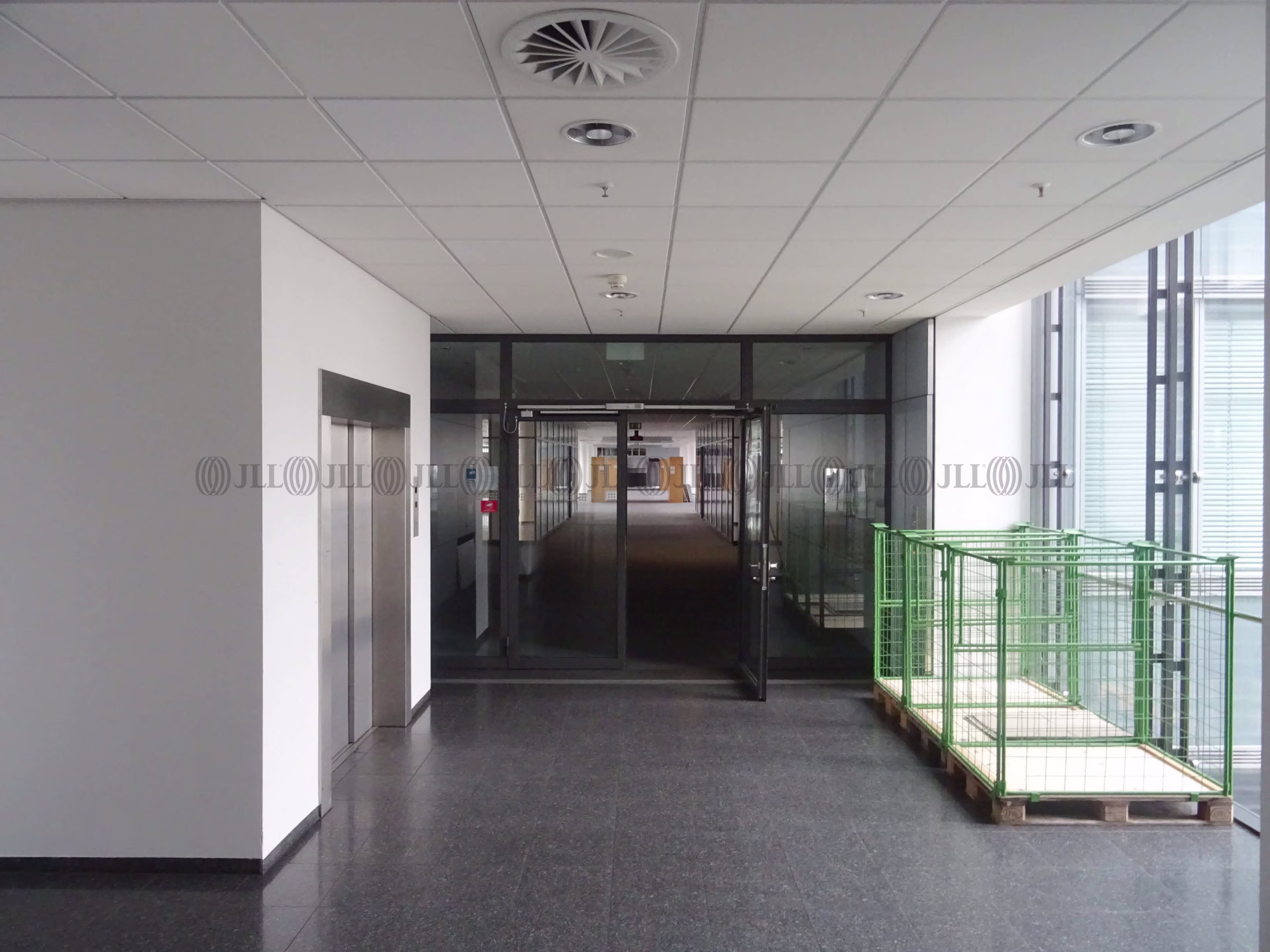 Büroimmobilie - Frankfurt am Main, Fechenheim - F2401