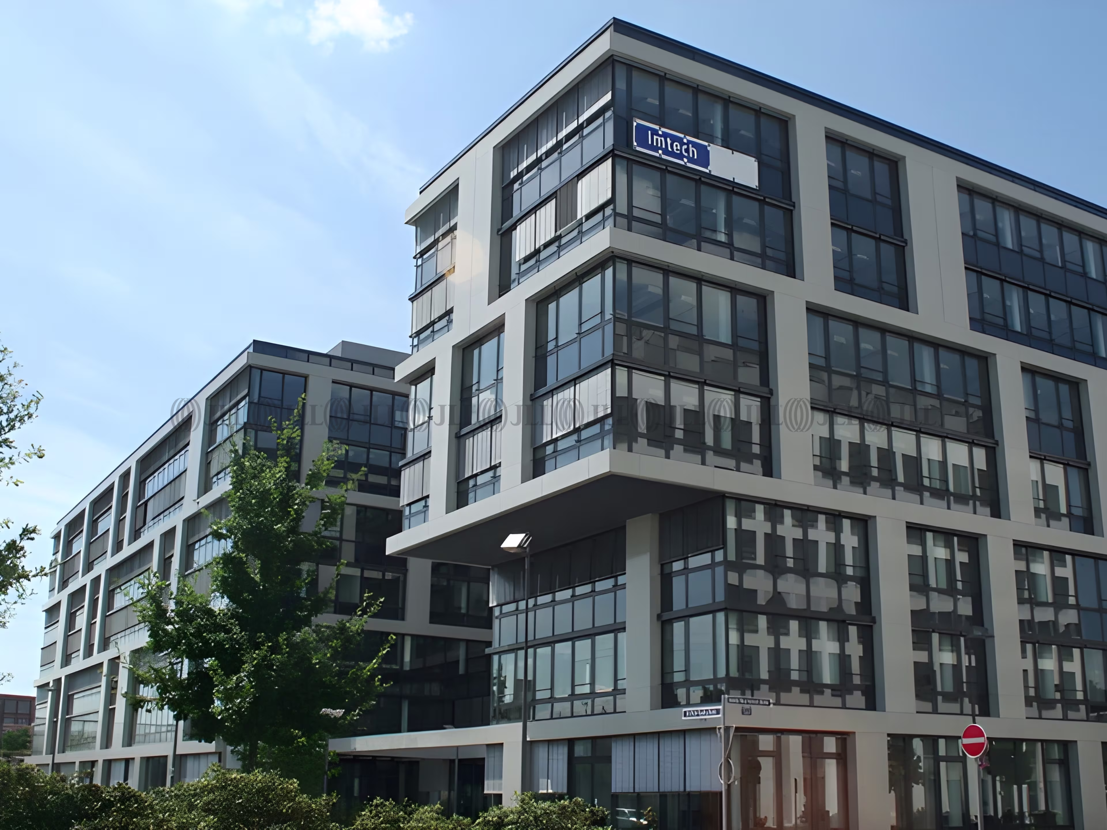 Büroimmobilie - Frankfurt am Main, Flughafen - F1477