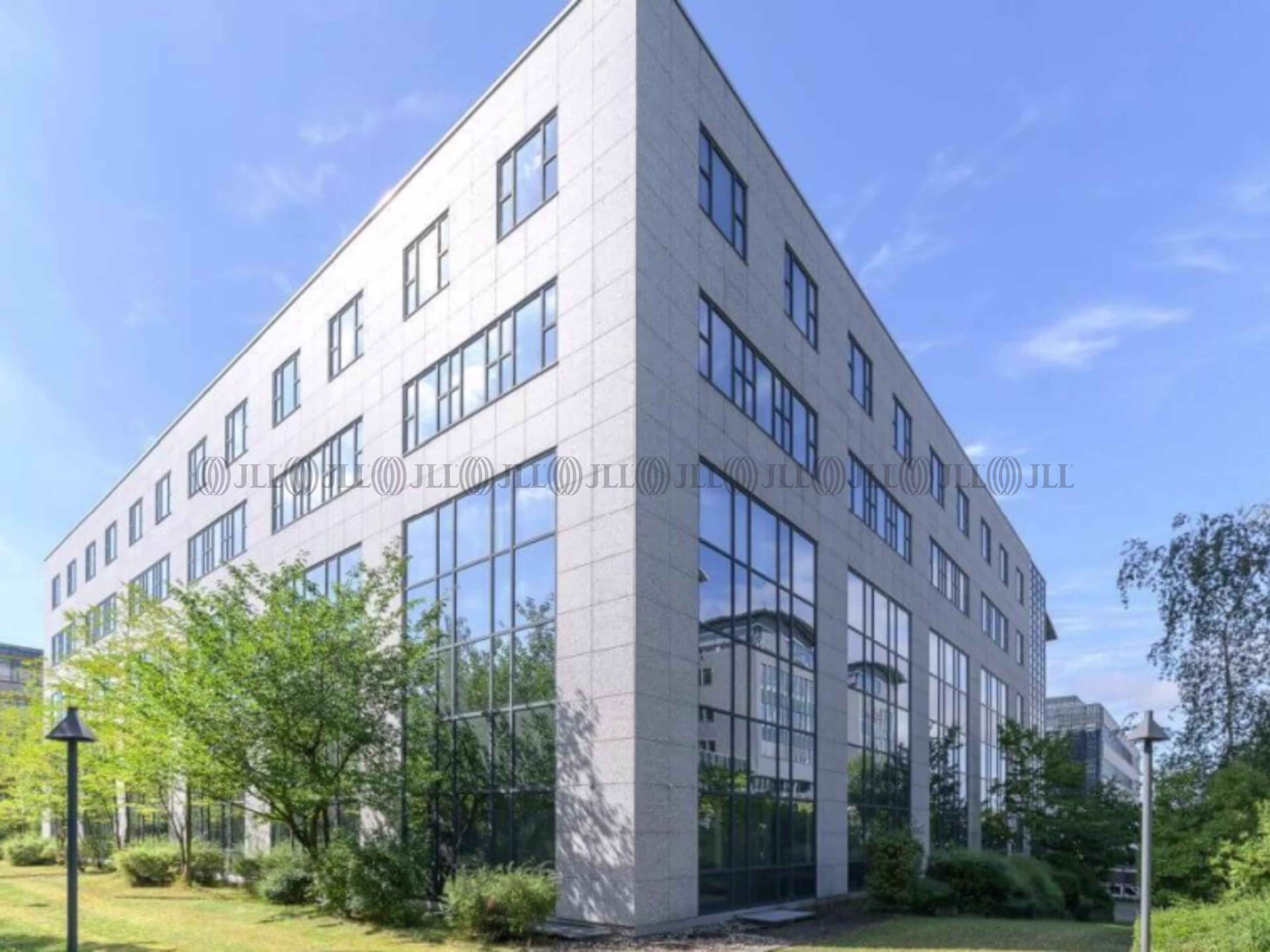 Büroimmobilie - Schwalbach am Taunus - F0286