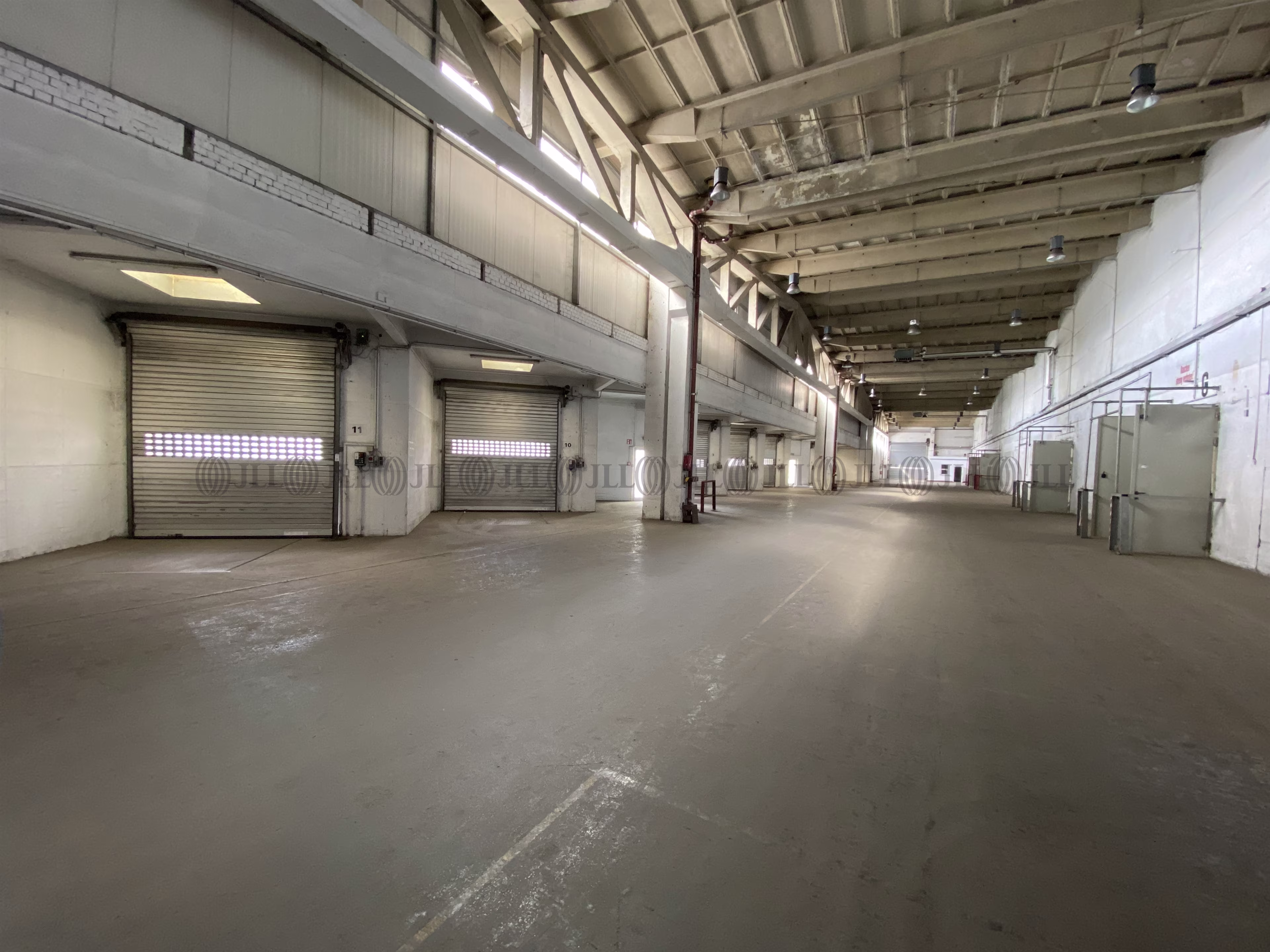 Hallen - Leipzig, Schönefeld-Ost - B1145