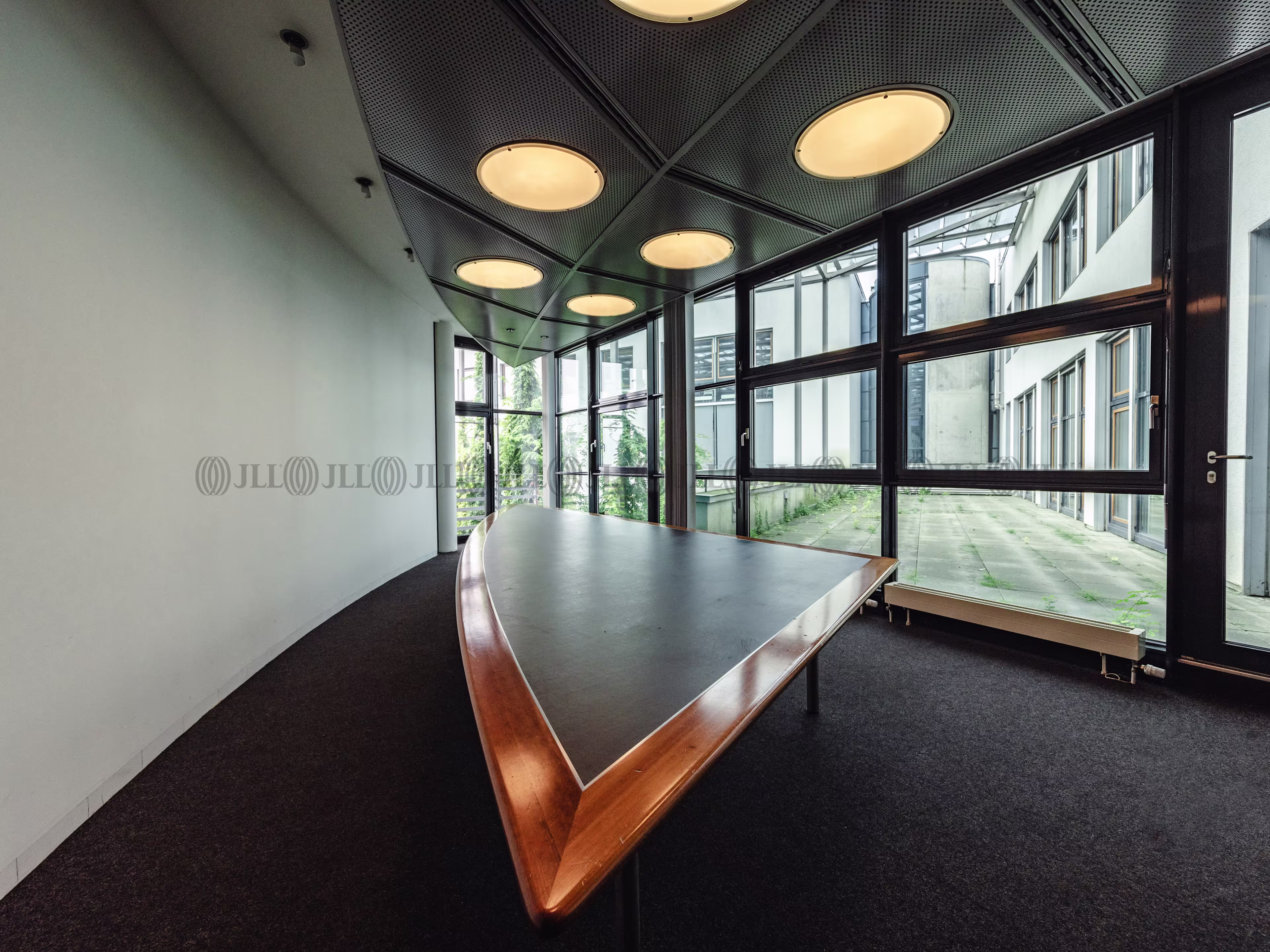 Büroimmobilie - Frankfurt am Main, Niederursel - F2276 Büroimmobilie - Frankfurt am Main, Niederursel - F2276