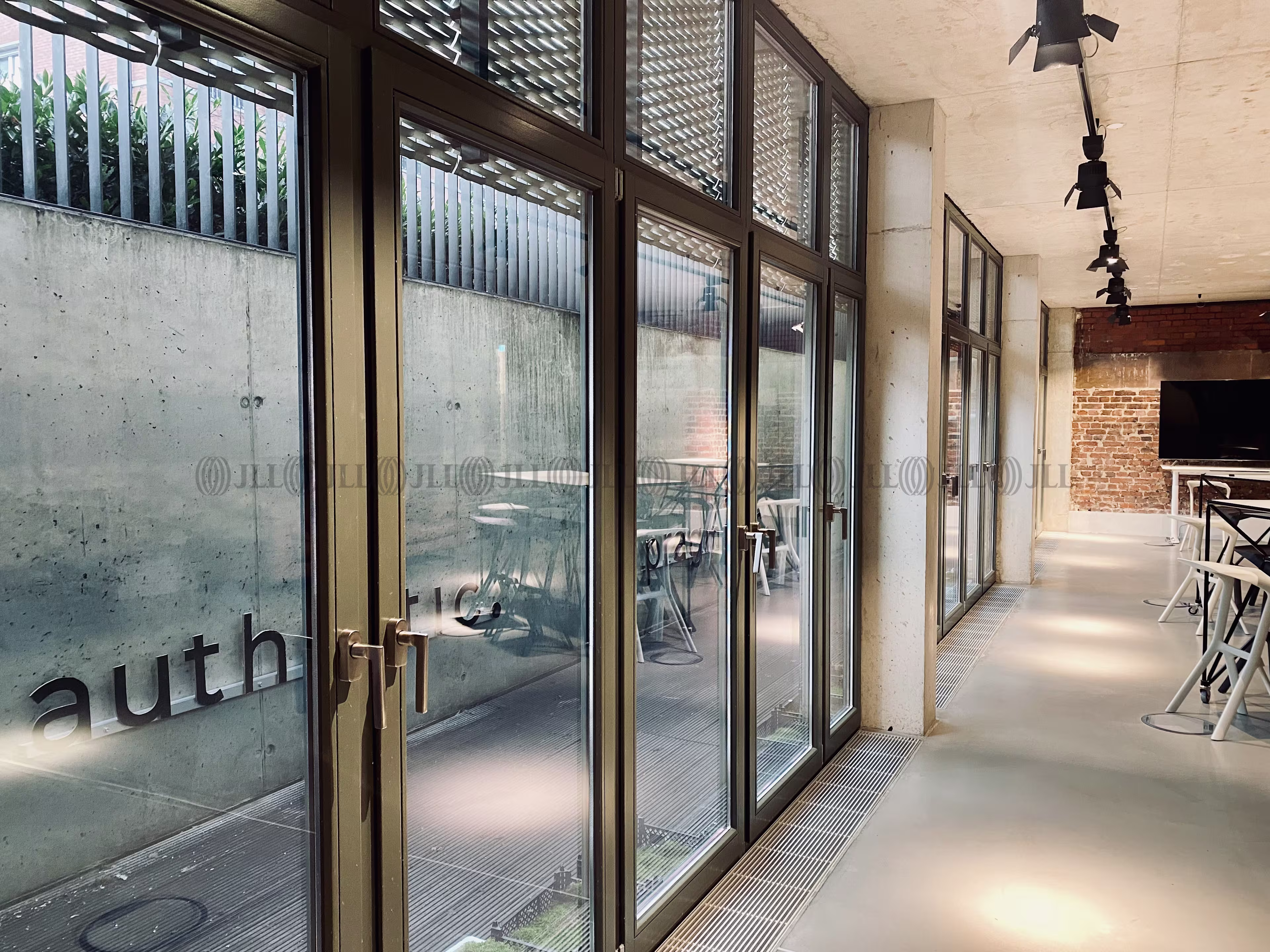 Büroimmobilie - Düsseldorf, Derendorf - D0546 Büroimmobilie - Düsseldorf, Derendorf - D0546