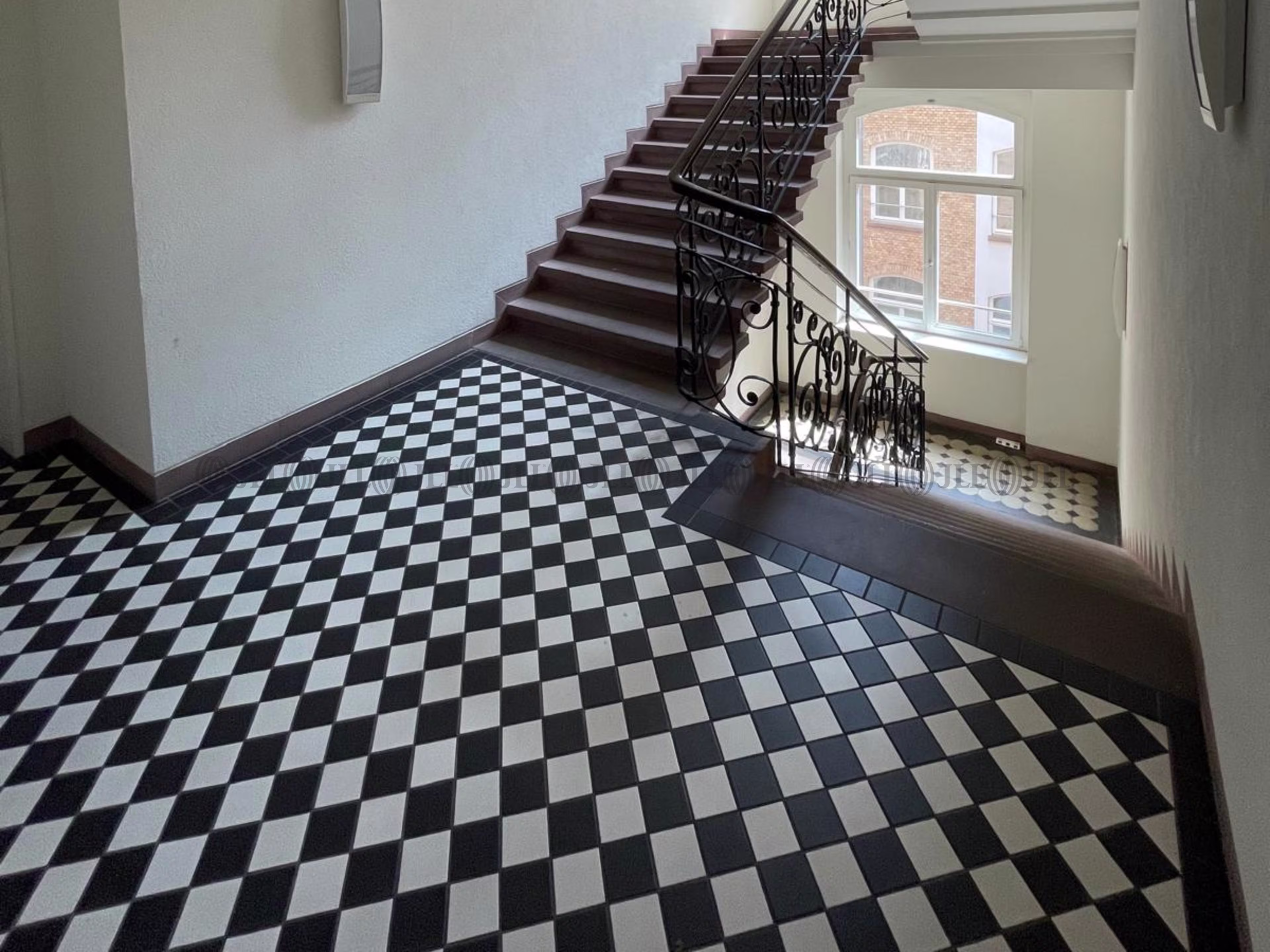 Büroimmobilie - Frankfurt am Main, Bahnhofsviertel - F2243 Büroimmobilie - Frankfurt am Main, Bahnhofsviertel - F2243