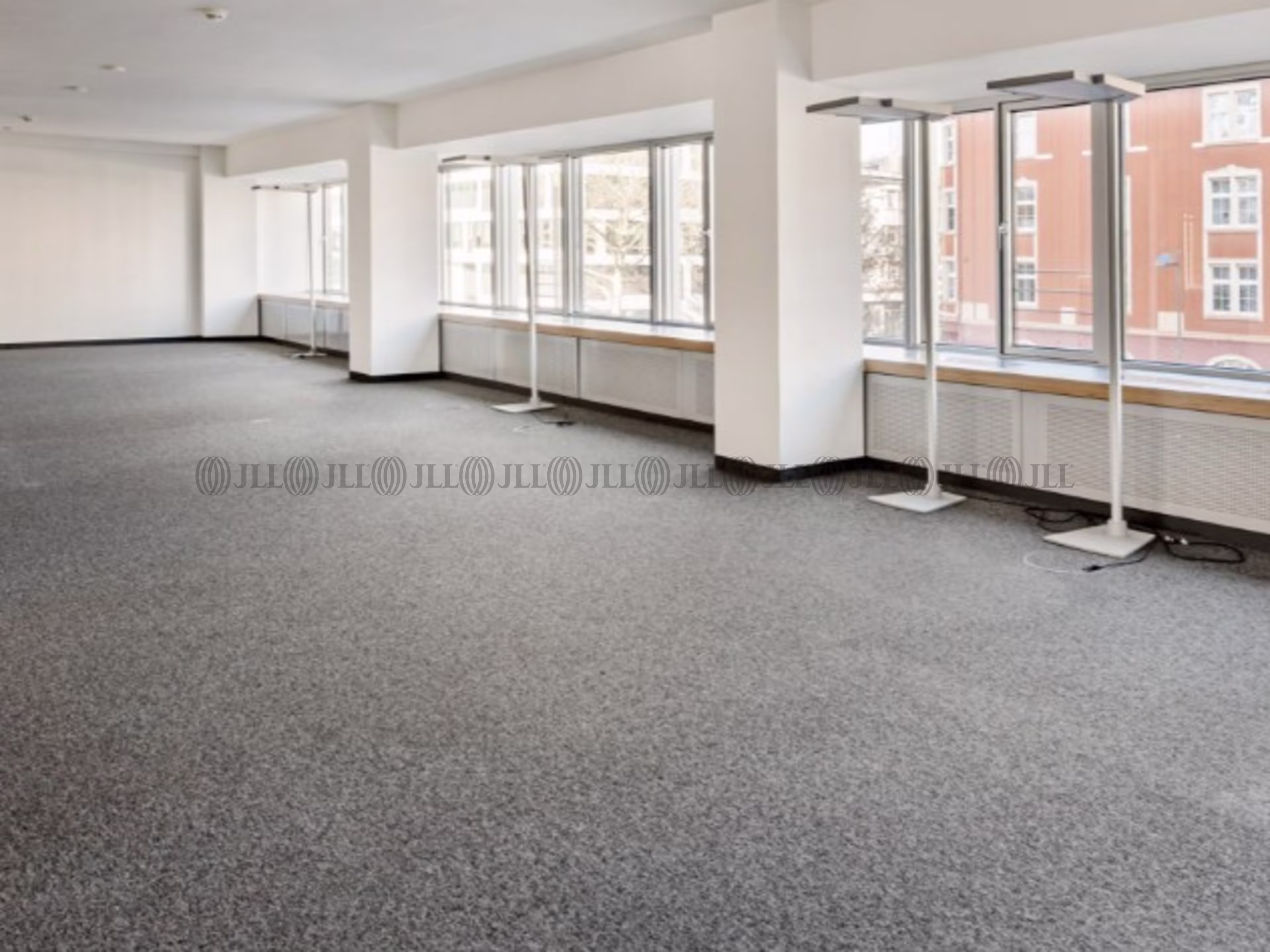 Büroimmobilie - Frankfurt am Main, Ostend - F0294