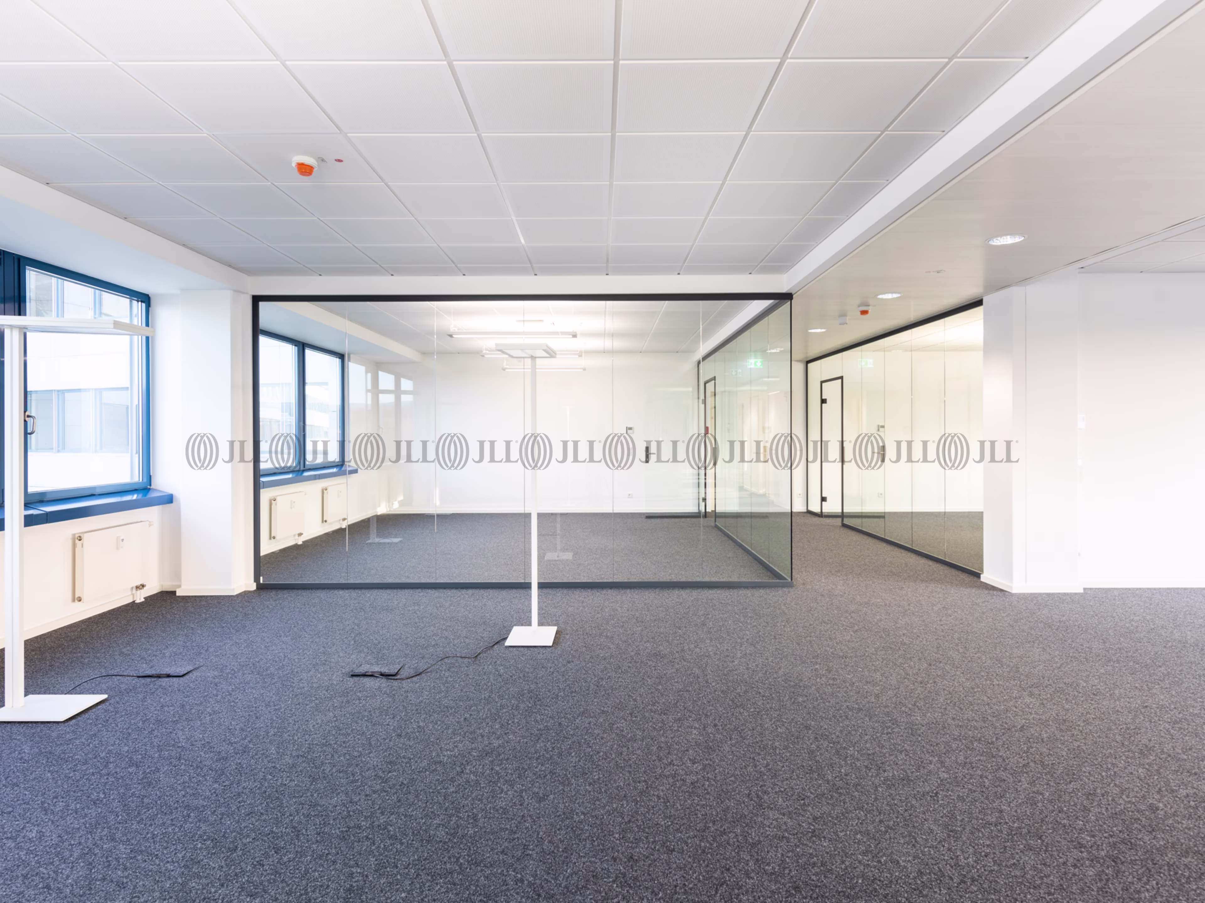 Büroimmobilie - Frankfurt am Main, Niederursel - F0635