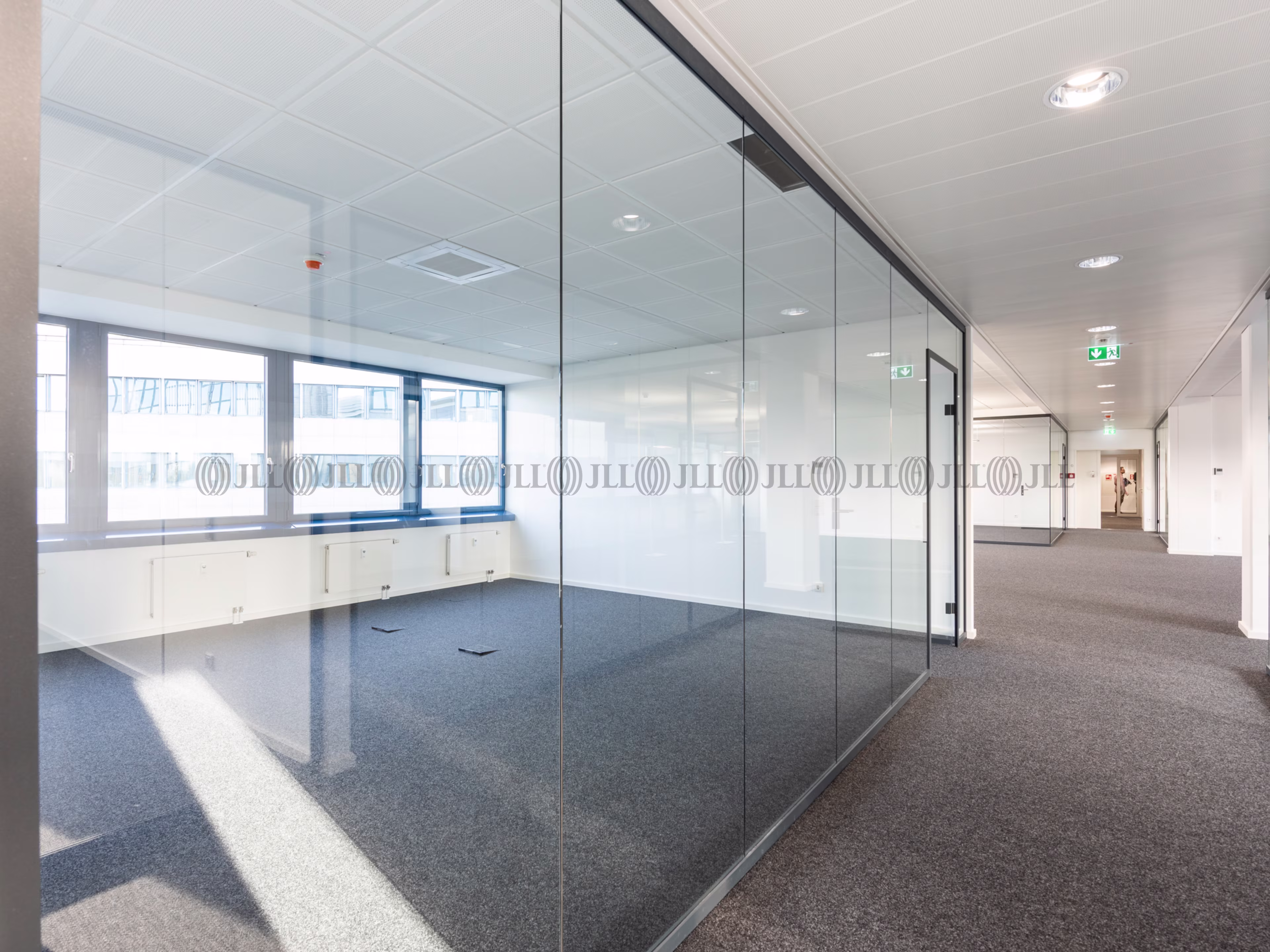 Büroimmobilie - Frankfurt am Main, Niederursel - F0635