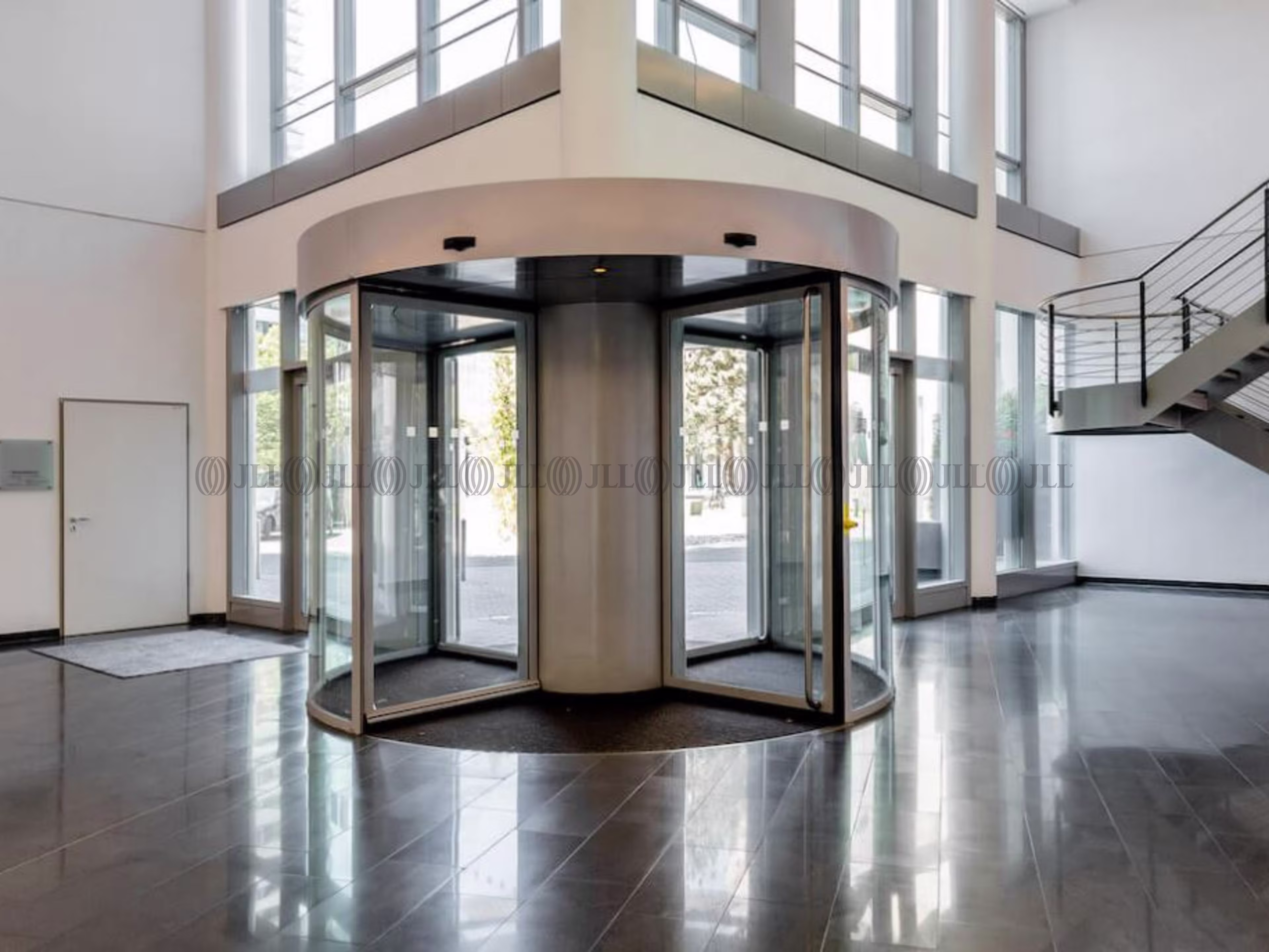 Büroimmobilie - Frankfurt am Main, Schwanheim - F0055