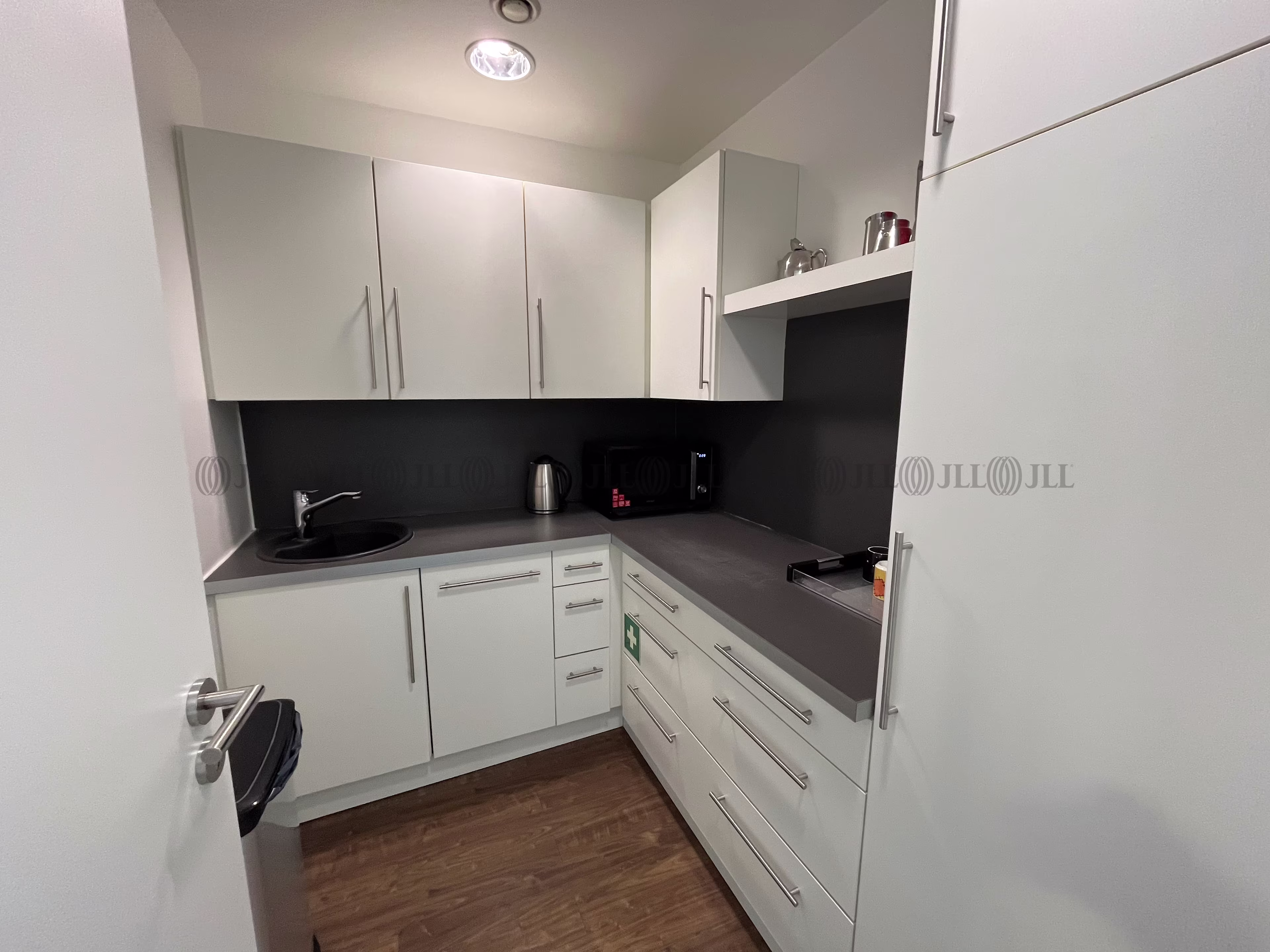 Büroimmobilie - Düsseldorf, Stadtmitte - D3382 Büroimmobilie - Düsseldorf, Stadtmitte - D3382