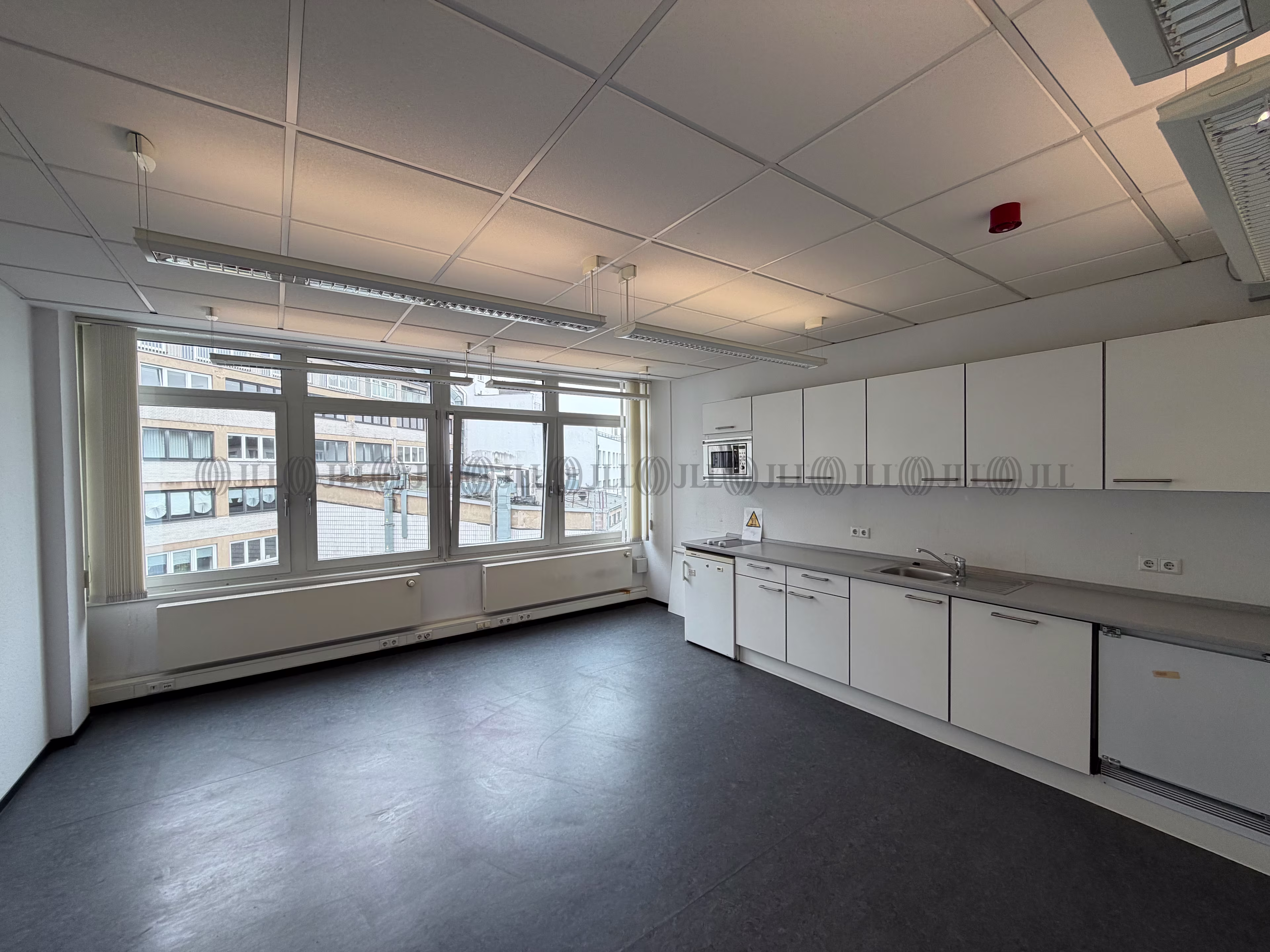 Büroimmobilie - Düsseldorf, Stadtmitte - D0587 Büroimmobilie - Düsseldorf, Stadtmitte - D0587