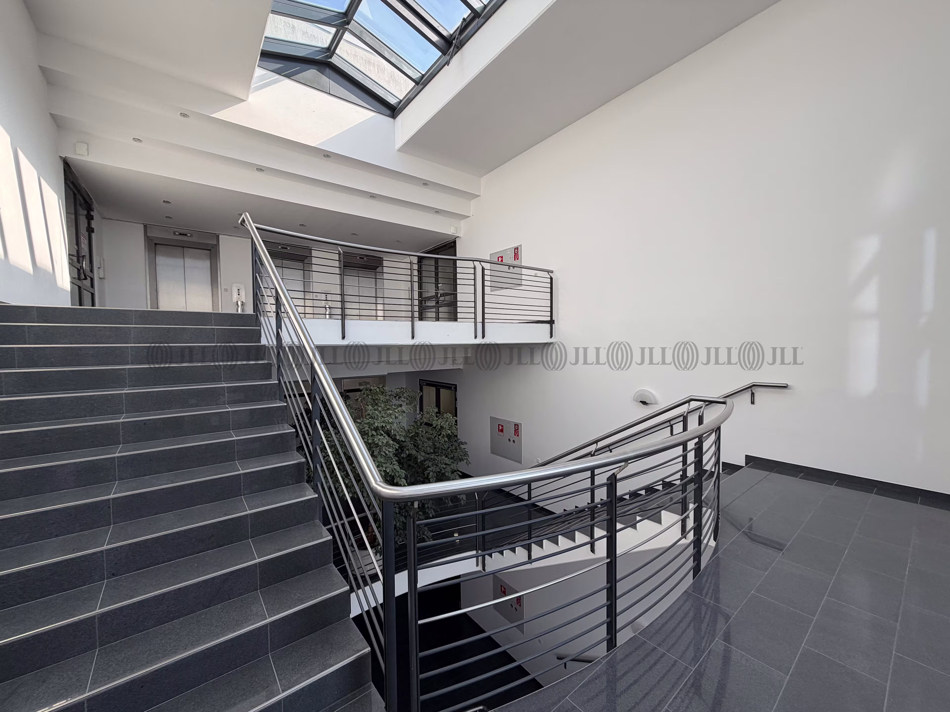 Büroimmobilie - Neuss - D2641