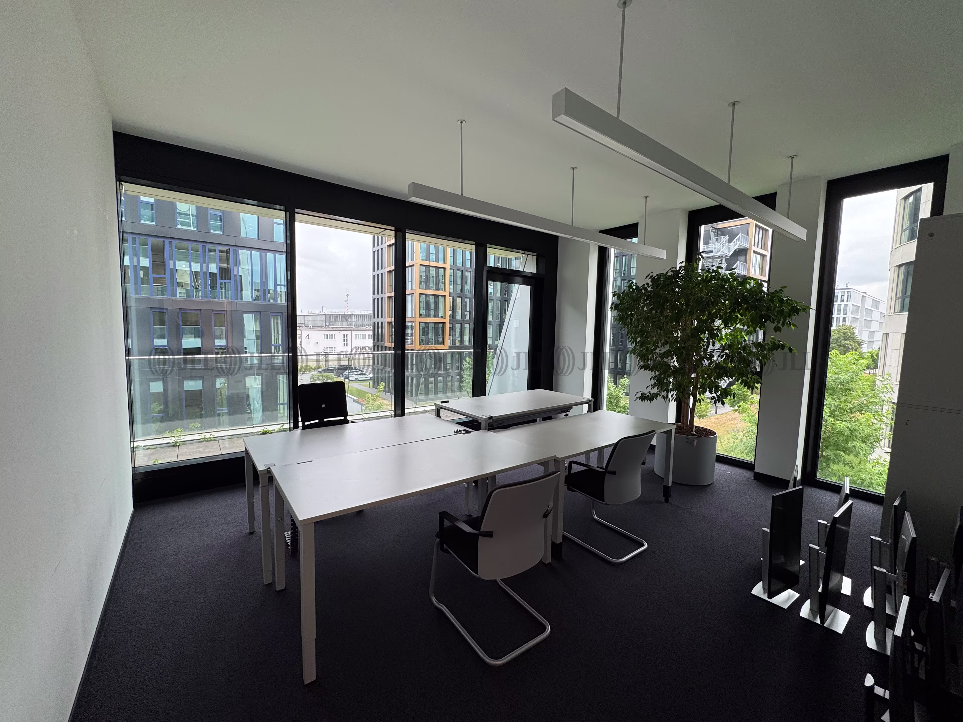 Büroimmobilie - Düsseldorf, Unterrath - D3319
