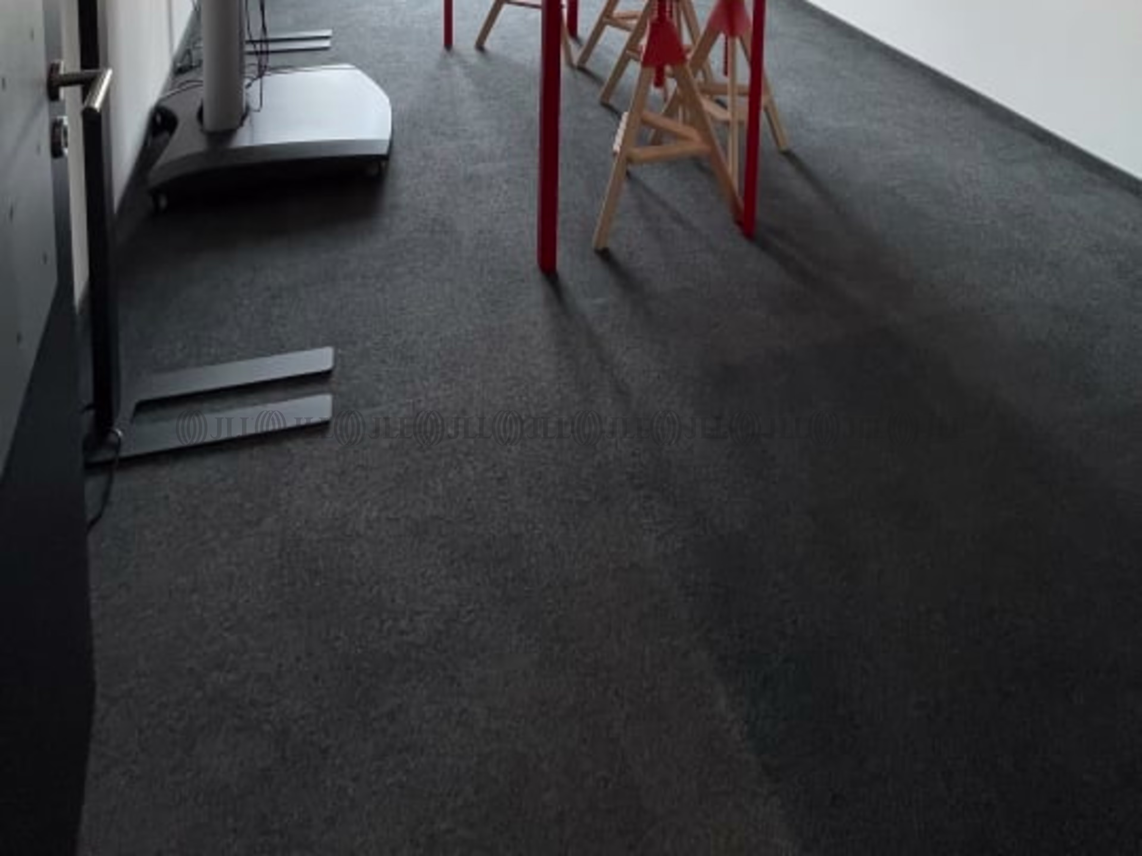 Büroimmobilie - Frankfurt am Main, Ostend - F2529