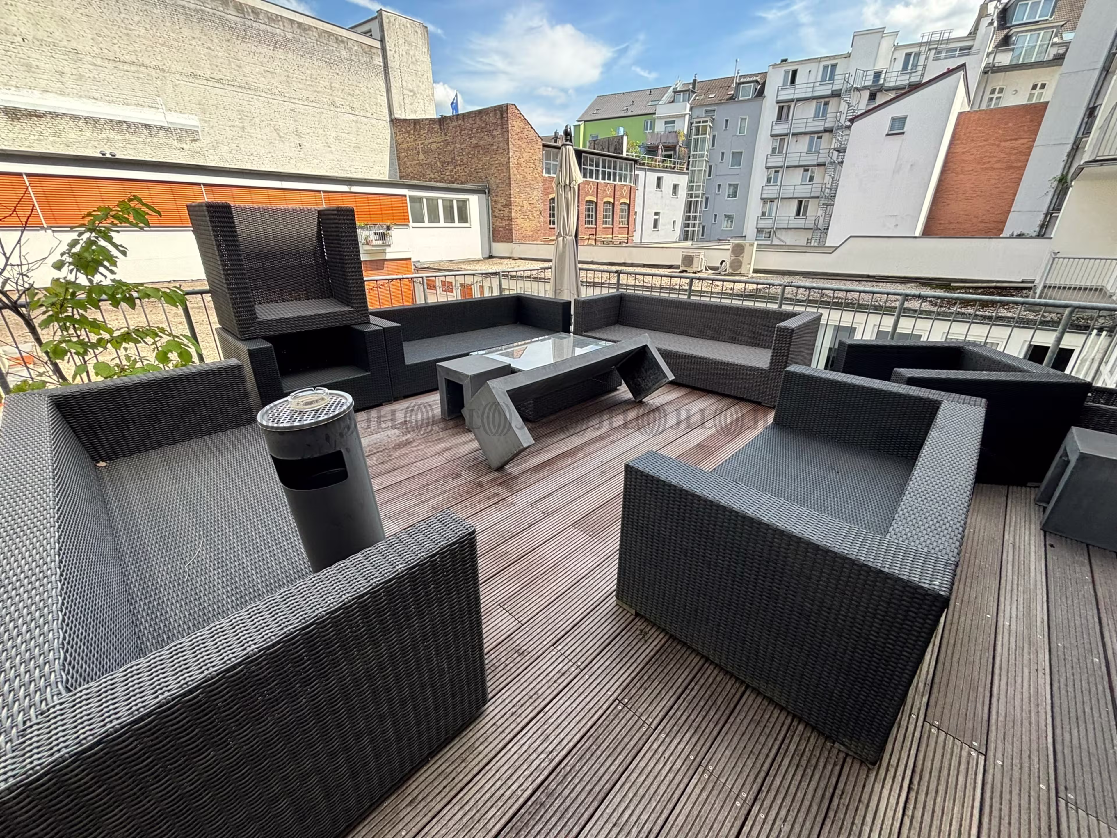 Büroimmobilie - Düsseldorf, Stadtmitte - D2210 Büroimmobilie - Düsseldorf, Stadtmitte - D2210