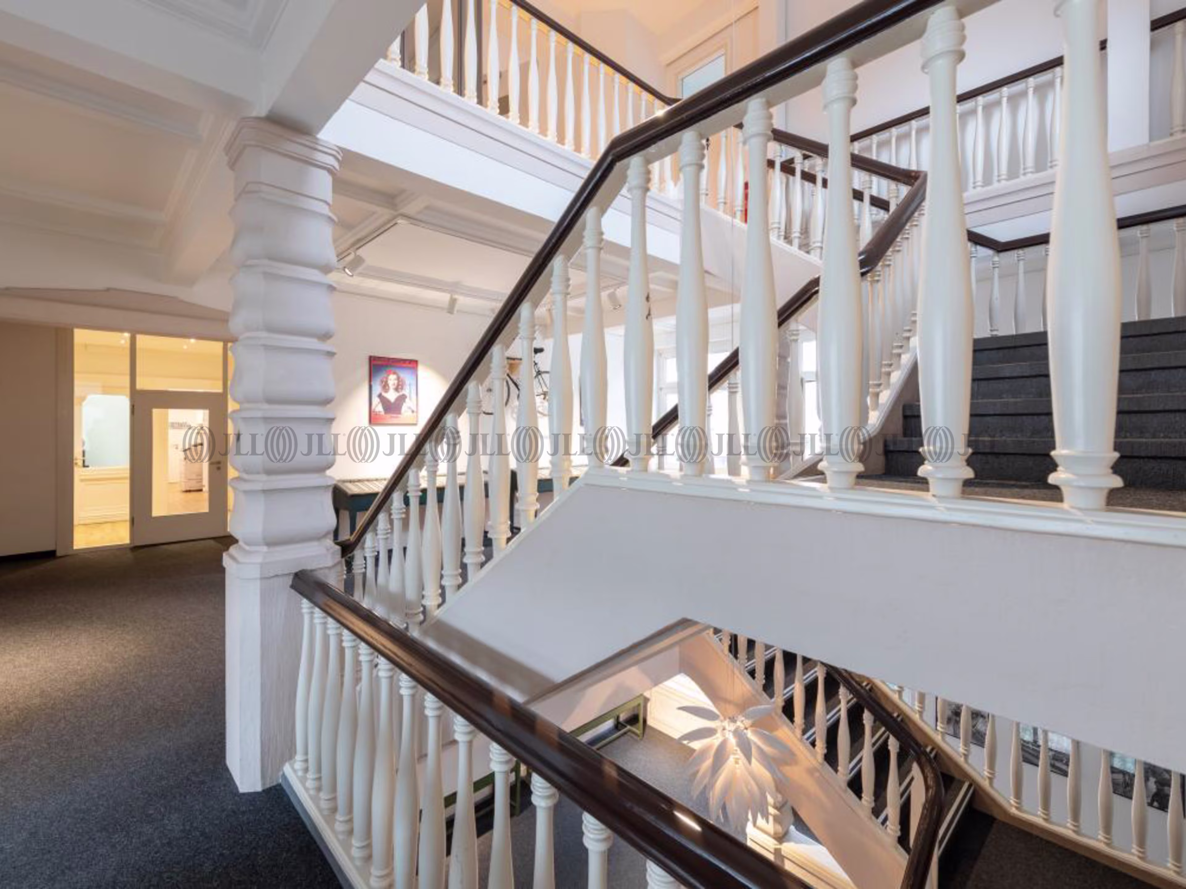 Büroimmobilie - Düsseldorf, Oberkassel - D2588