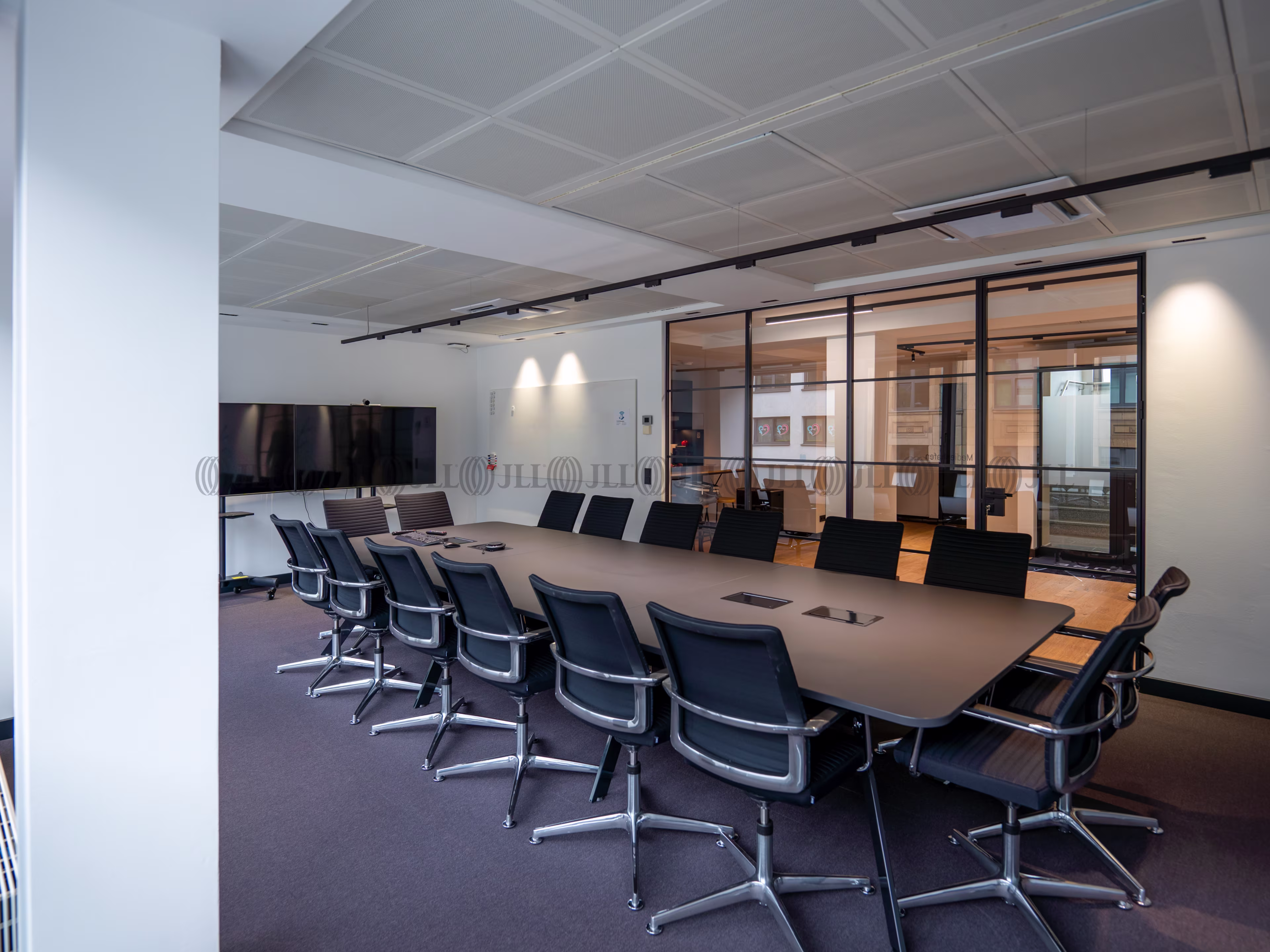 Büroimmobilie - Düsseldorf, Stadtmitte - D2017 Büroimmobilie - Düsseldorf, Stadtmitte - D2017