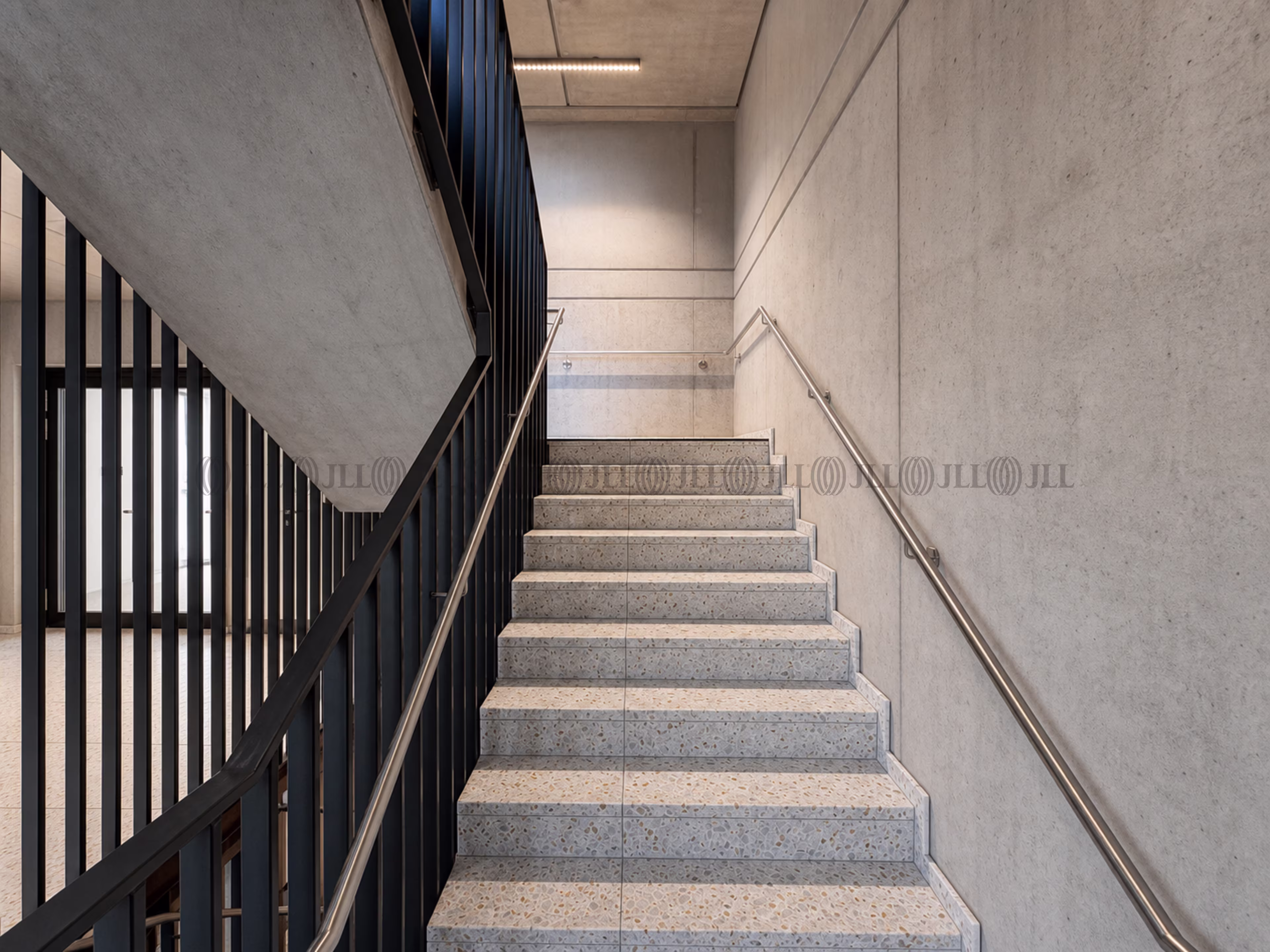 Büroimmobilie - Düsseldorf, Heerdt - D0496