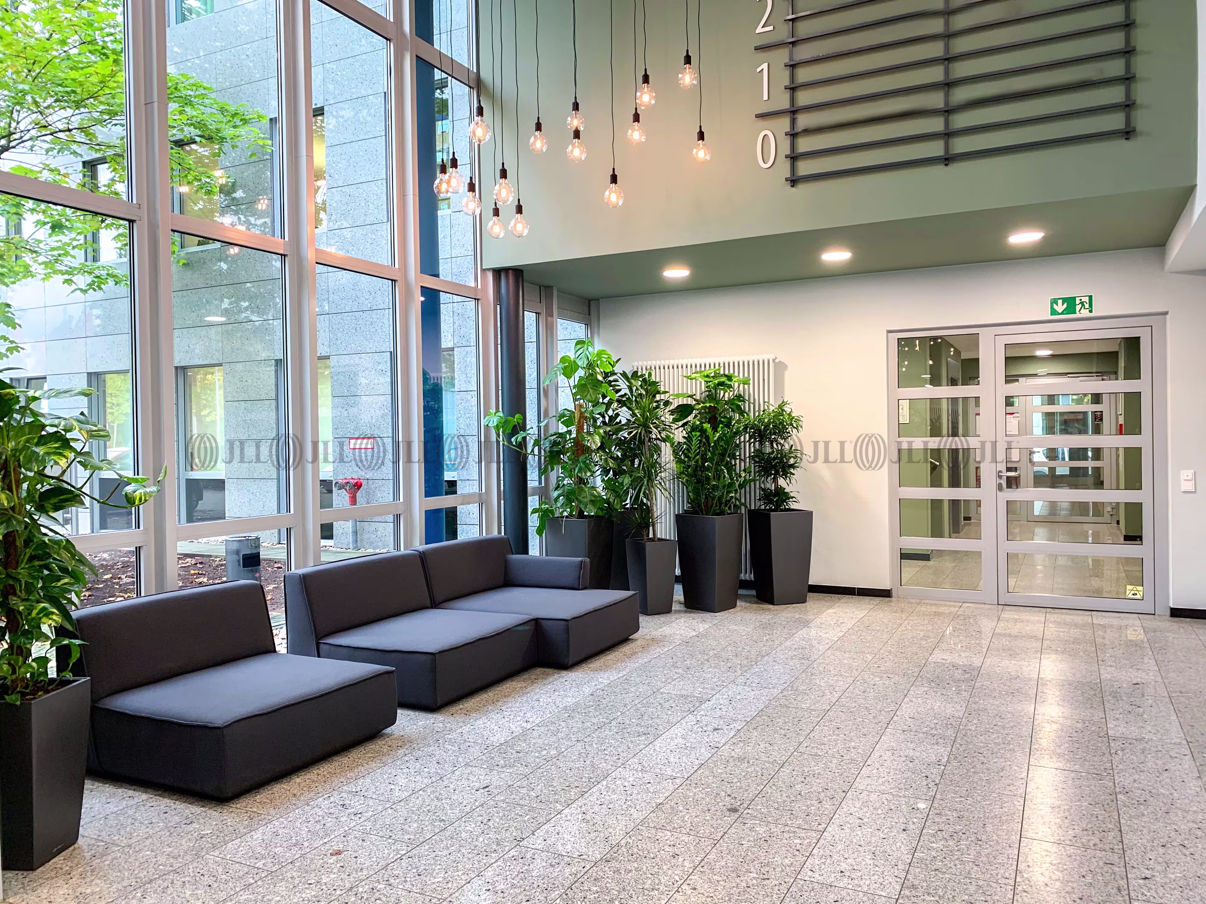 Büroimmobilie - Düsseldorf, Lichtenbroich - D0663 Büroimmobilie - Düsseldorf, Lichtenbroich - D0663