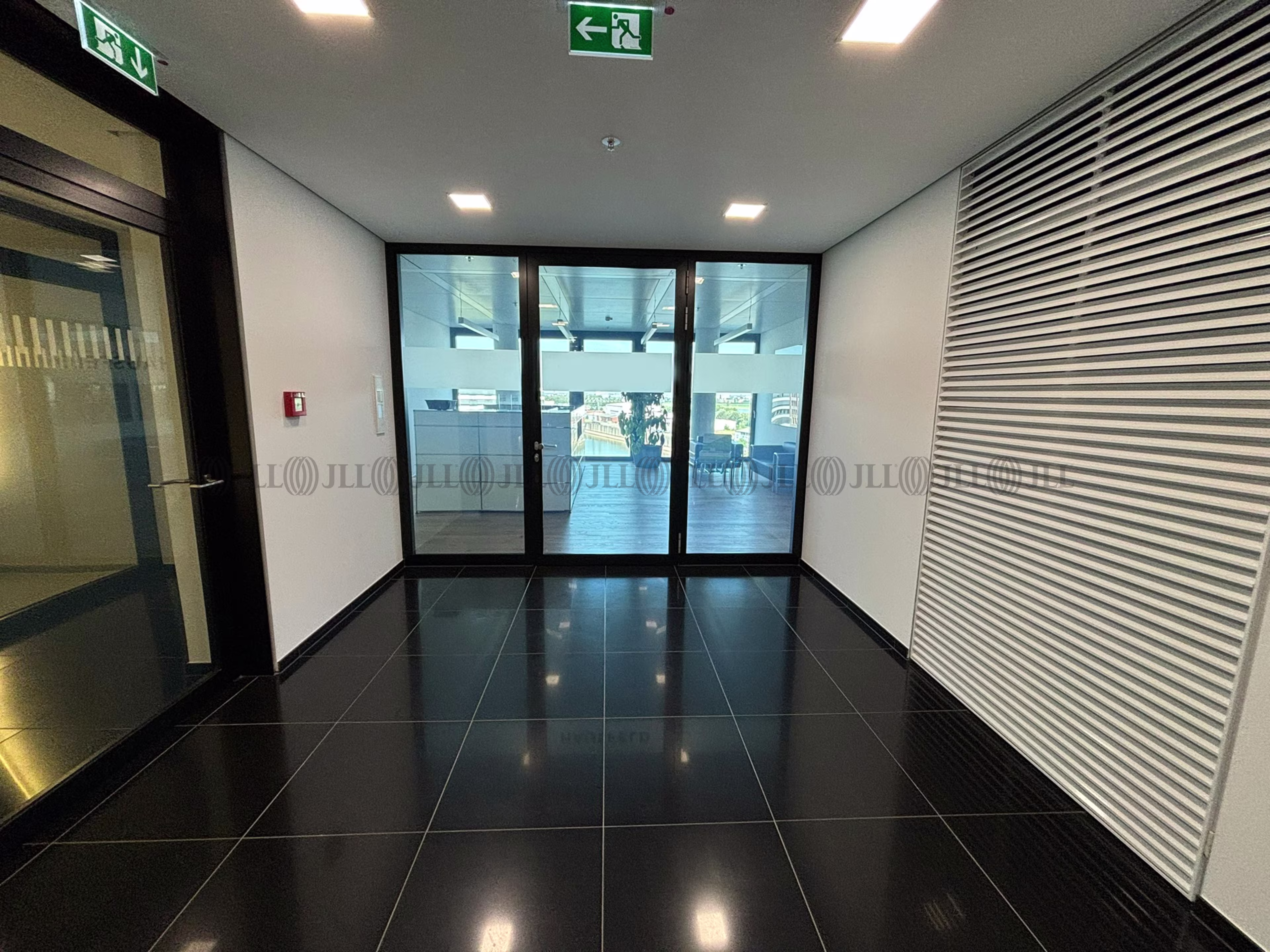 Büroimmobilie - Düsseldorf, Hafen - D3261 Büroimmobilie - Düsseldorf, Hafen - D3261