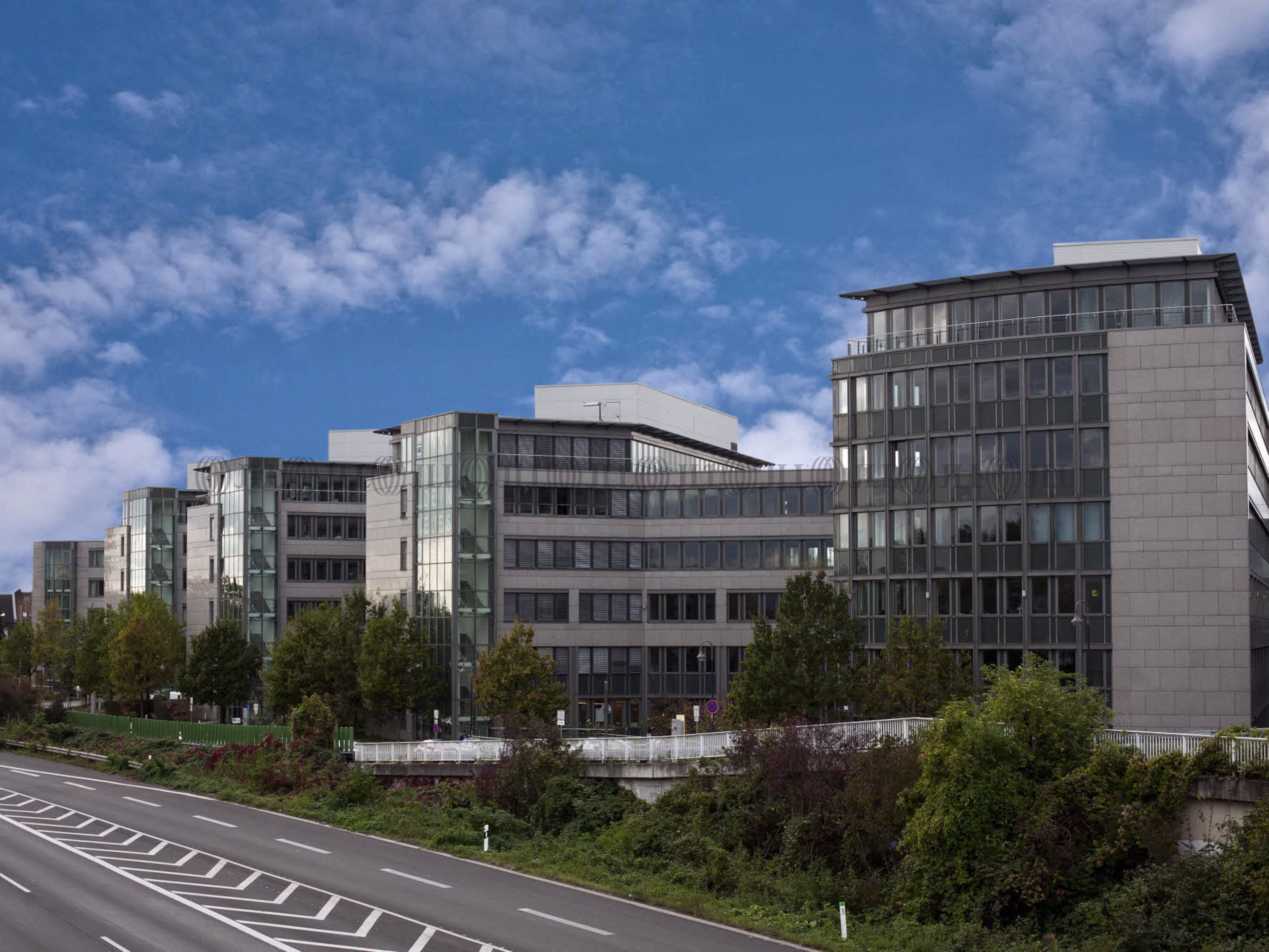 Büroimmobilie - Düsseldorf, Unterrath - D0890 Büroimmobilie - Düsseldorf, Unterrath - D0890