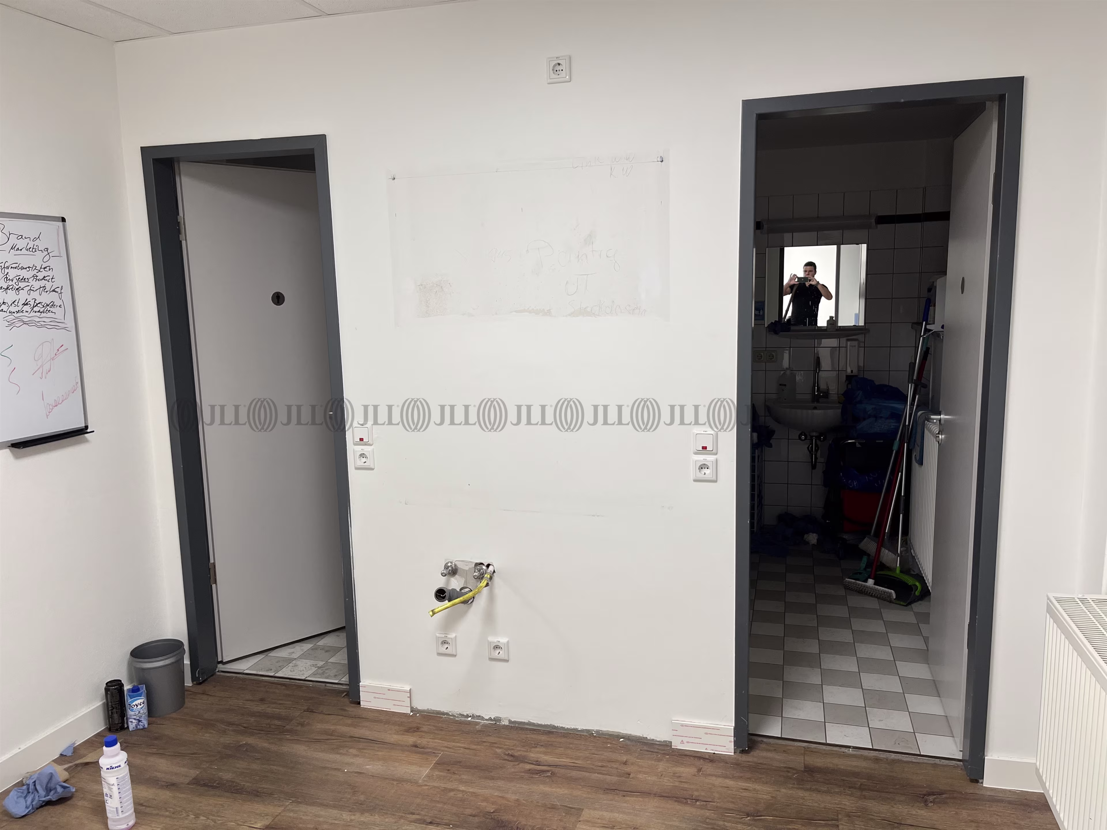 Einzelhandel - Berlin, Mitte - E1229 Einzelhandel - Berlin, Mitte - E1229