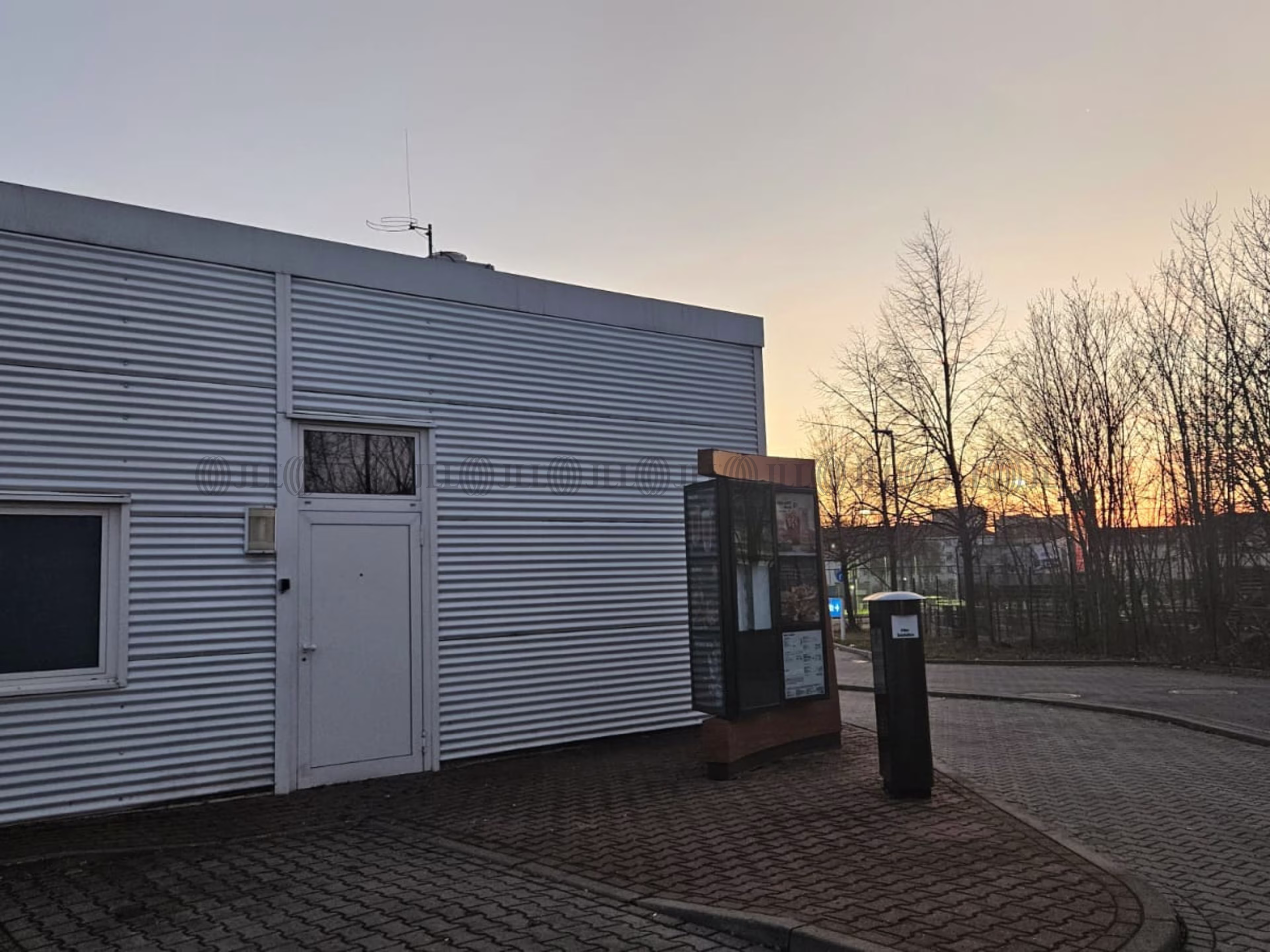 Einzelhandel - Erfurt, Ilversgehofen - E1349 Einzelhandel - Erfurt, Ilversgehofen - E1349