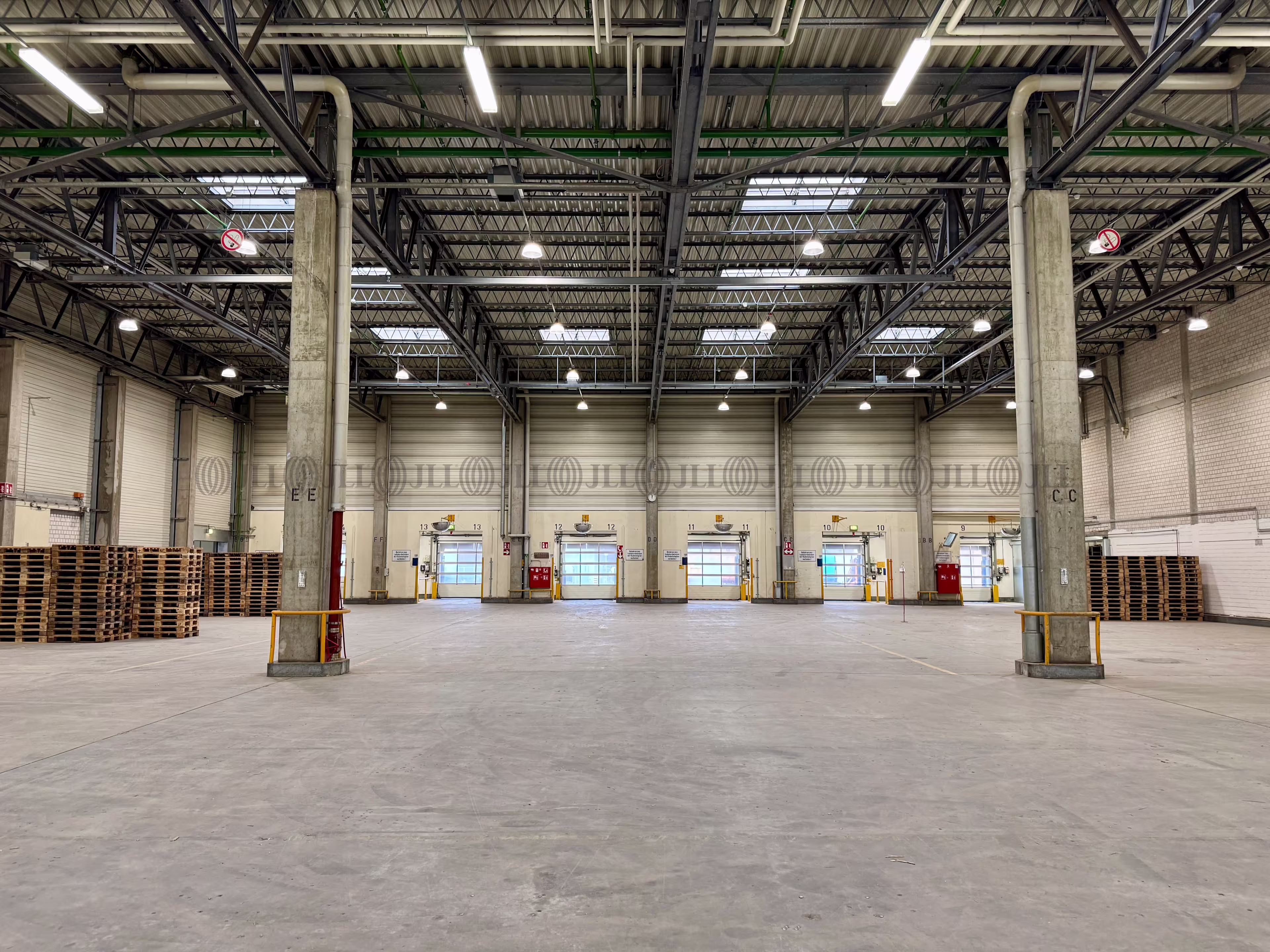 Hallen - Berlin, Neukölln - B3267