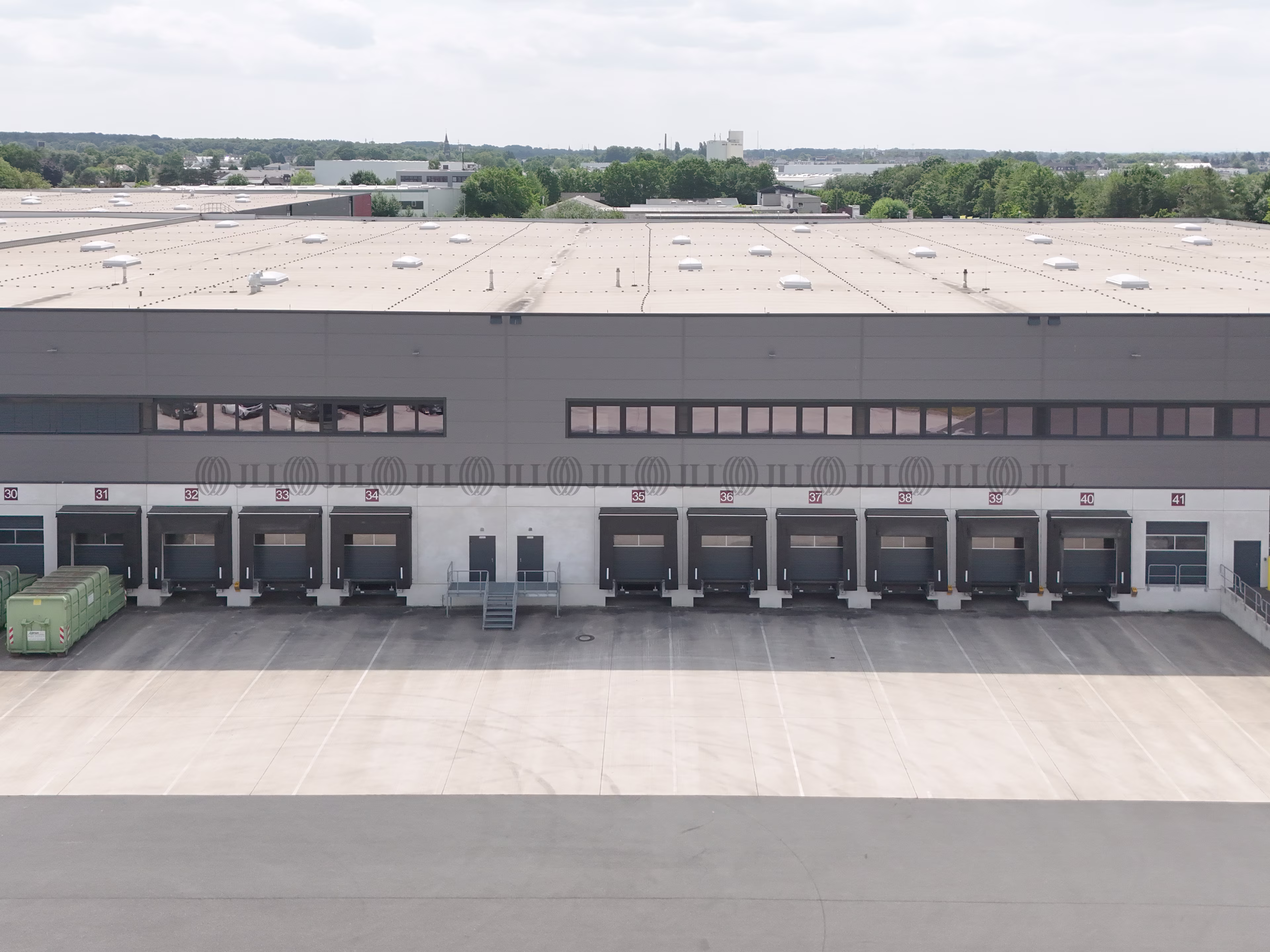 Hallen - Langenfeld (Rhld.) - D1704-2