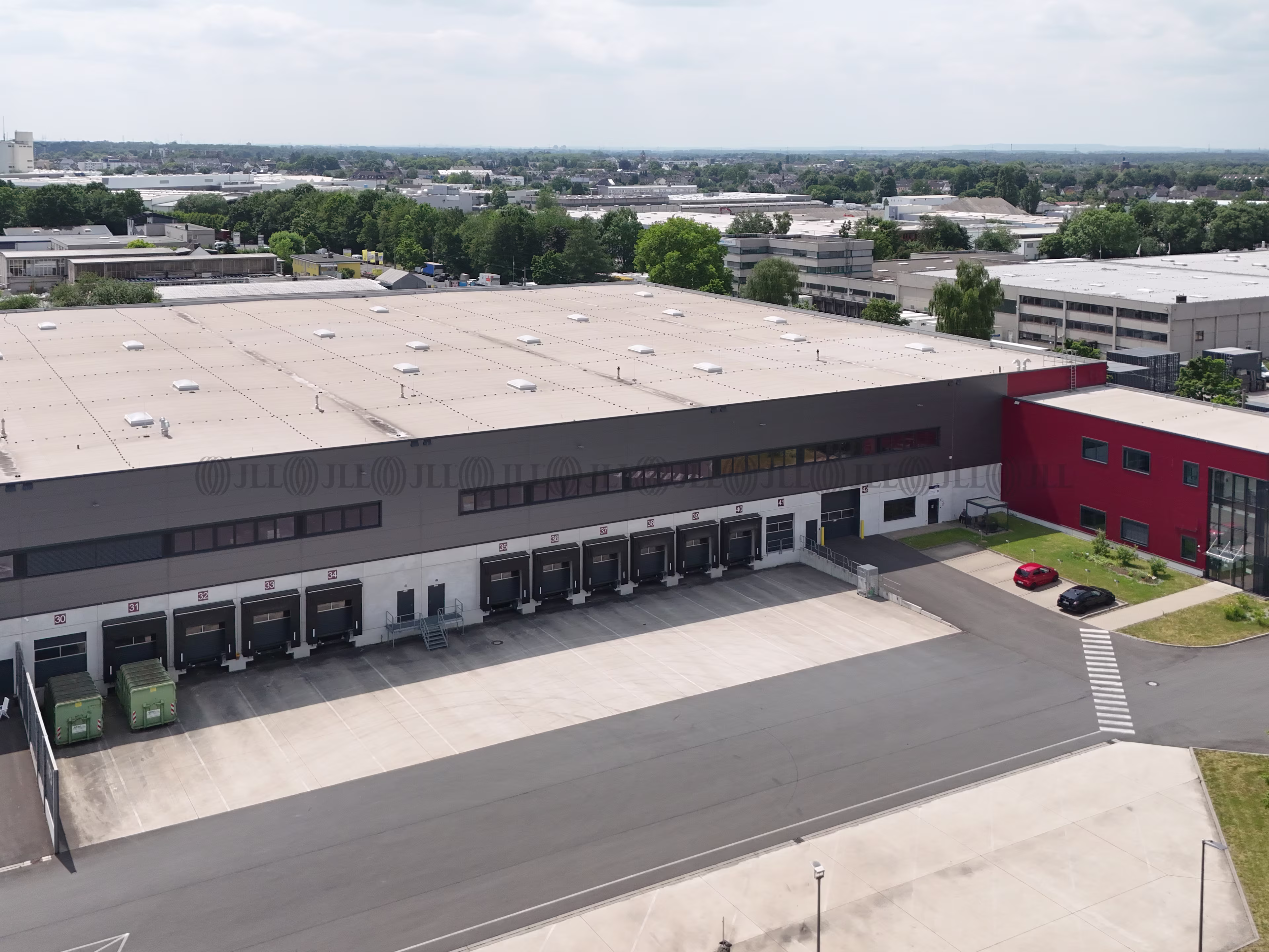 Hallen - Langenfeld (Rhld.) - D1704-2