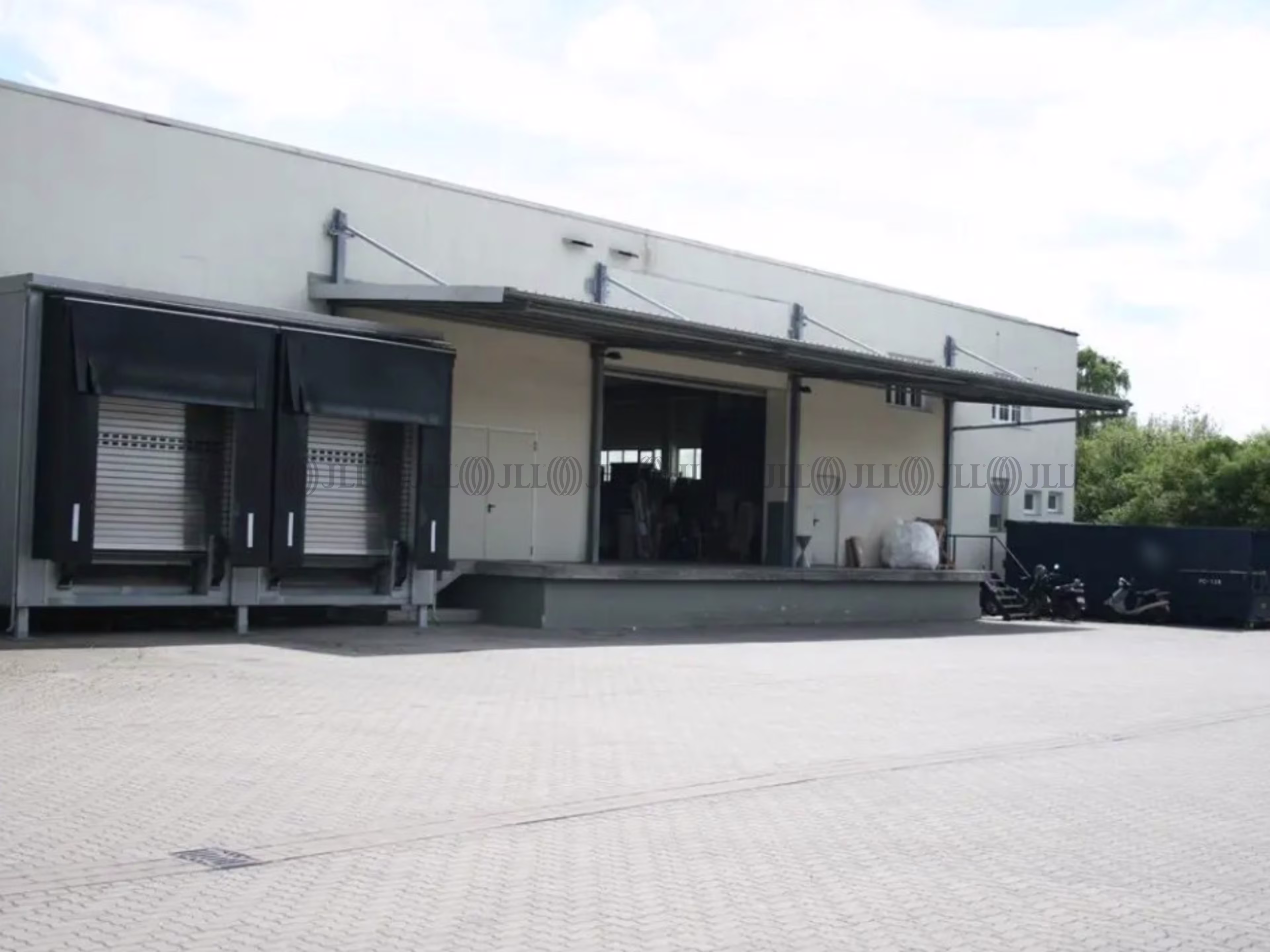Hallen - Landau in der Pfalz - F2982