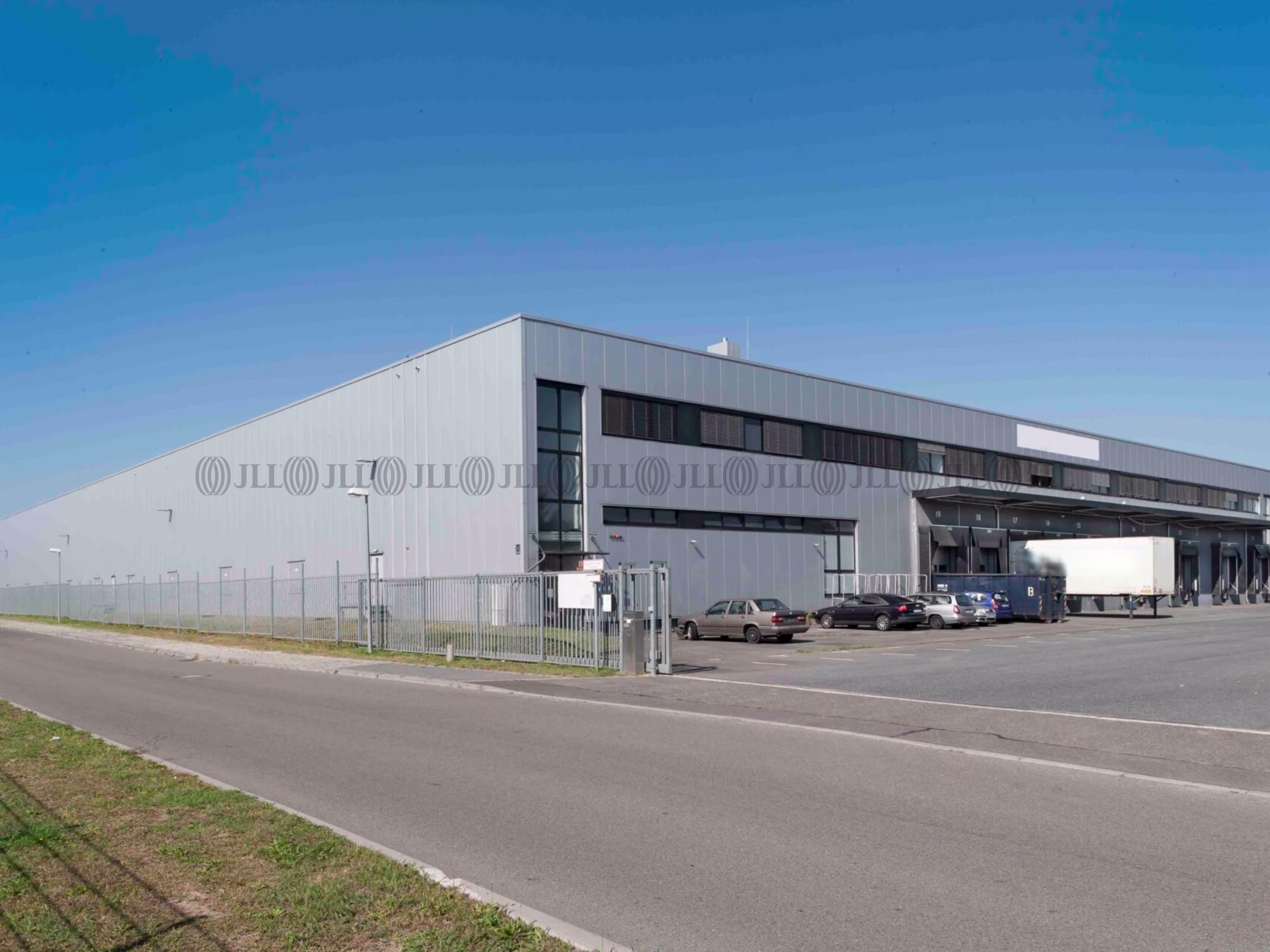 Hallen - Berlin, Staaken - B0132