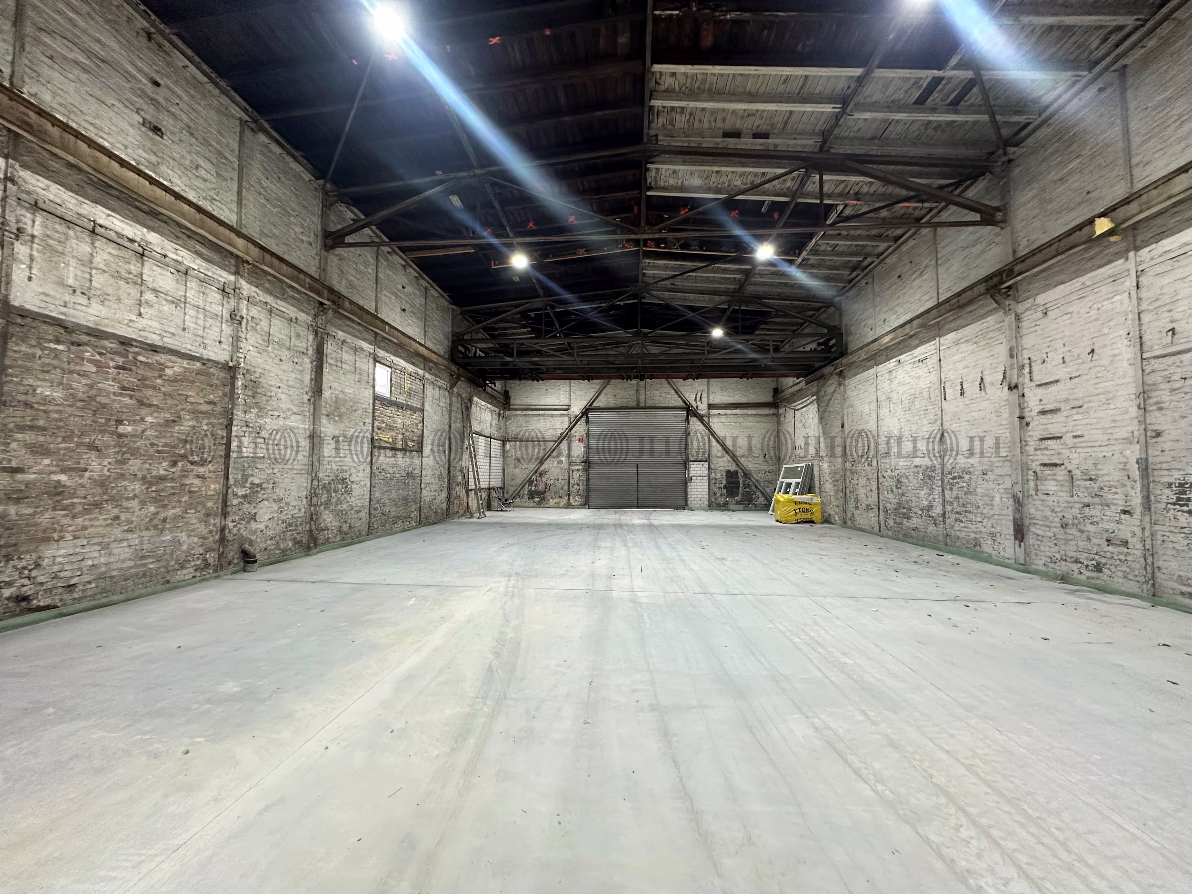 Hallen - Berlin, Tempelhof - B1571