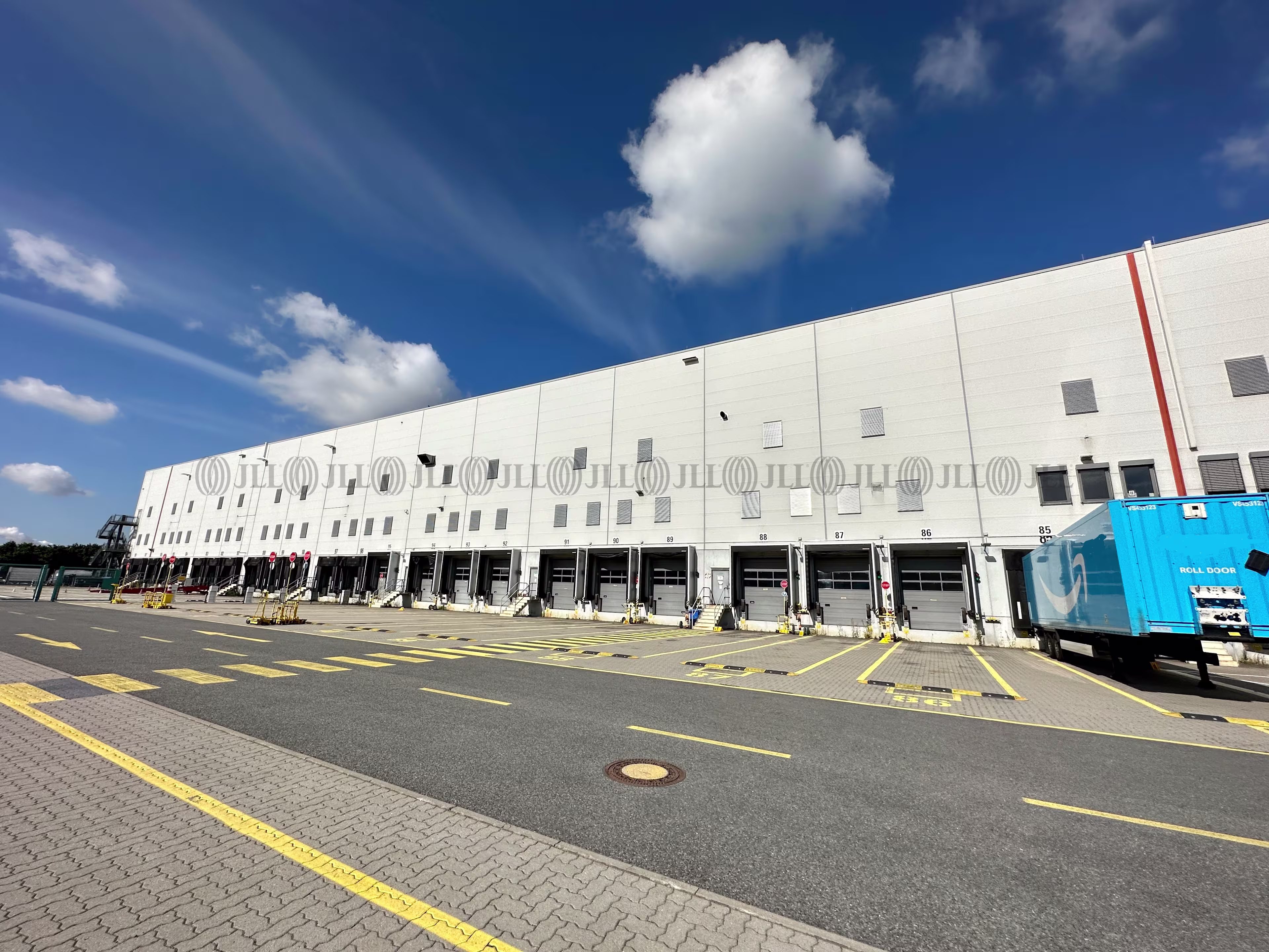 Hallen - Brieselang - B0411