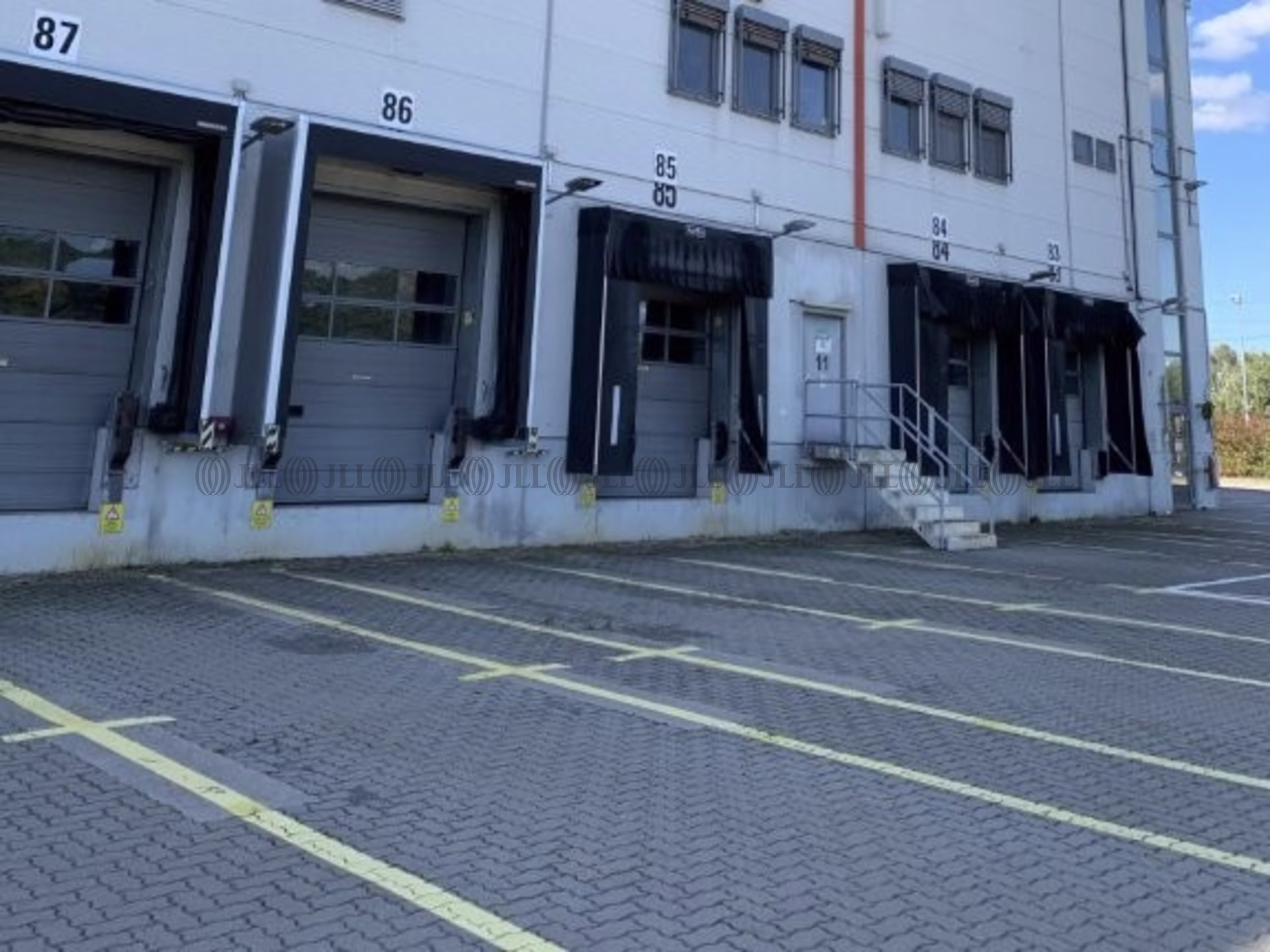 Hallen - Brieselang - B0411