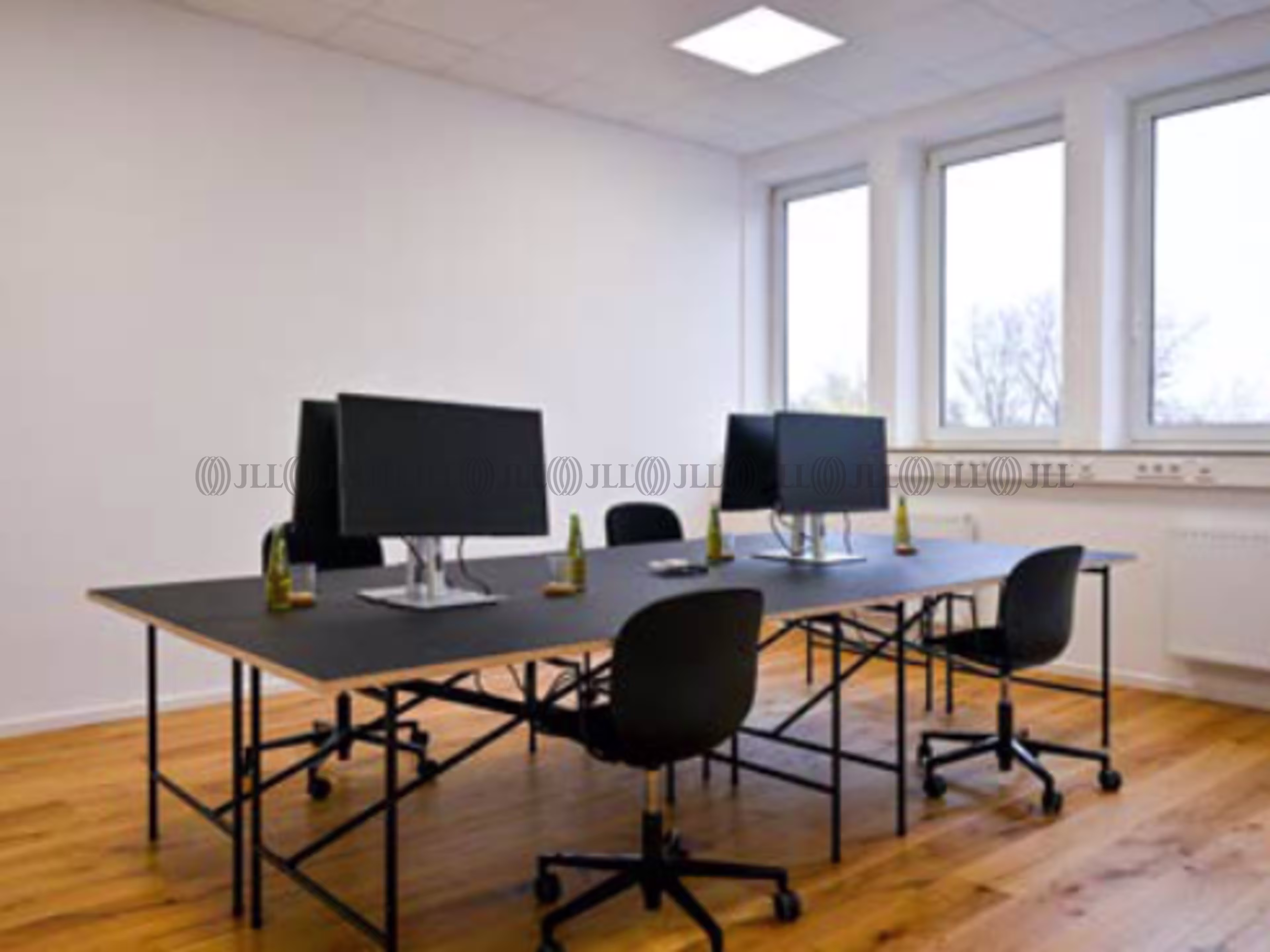 Hallen - Düsseldorf - D3221 Hallen - Düsseldorf - D3221