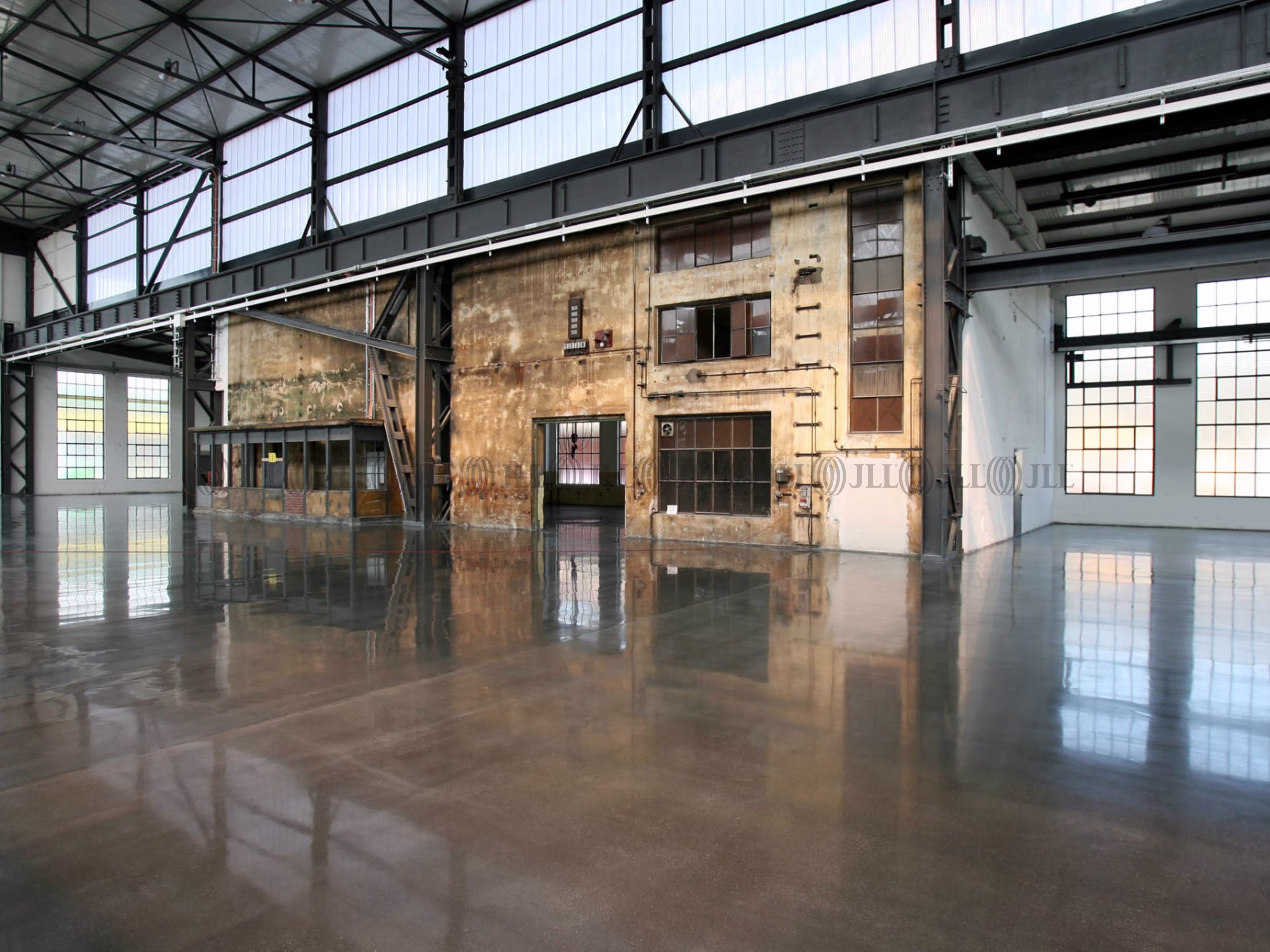 Hallen - Düsseldorf - D3221 Hallen - Düsseldorf - D3221