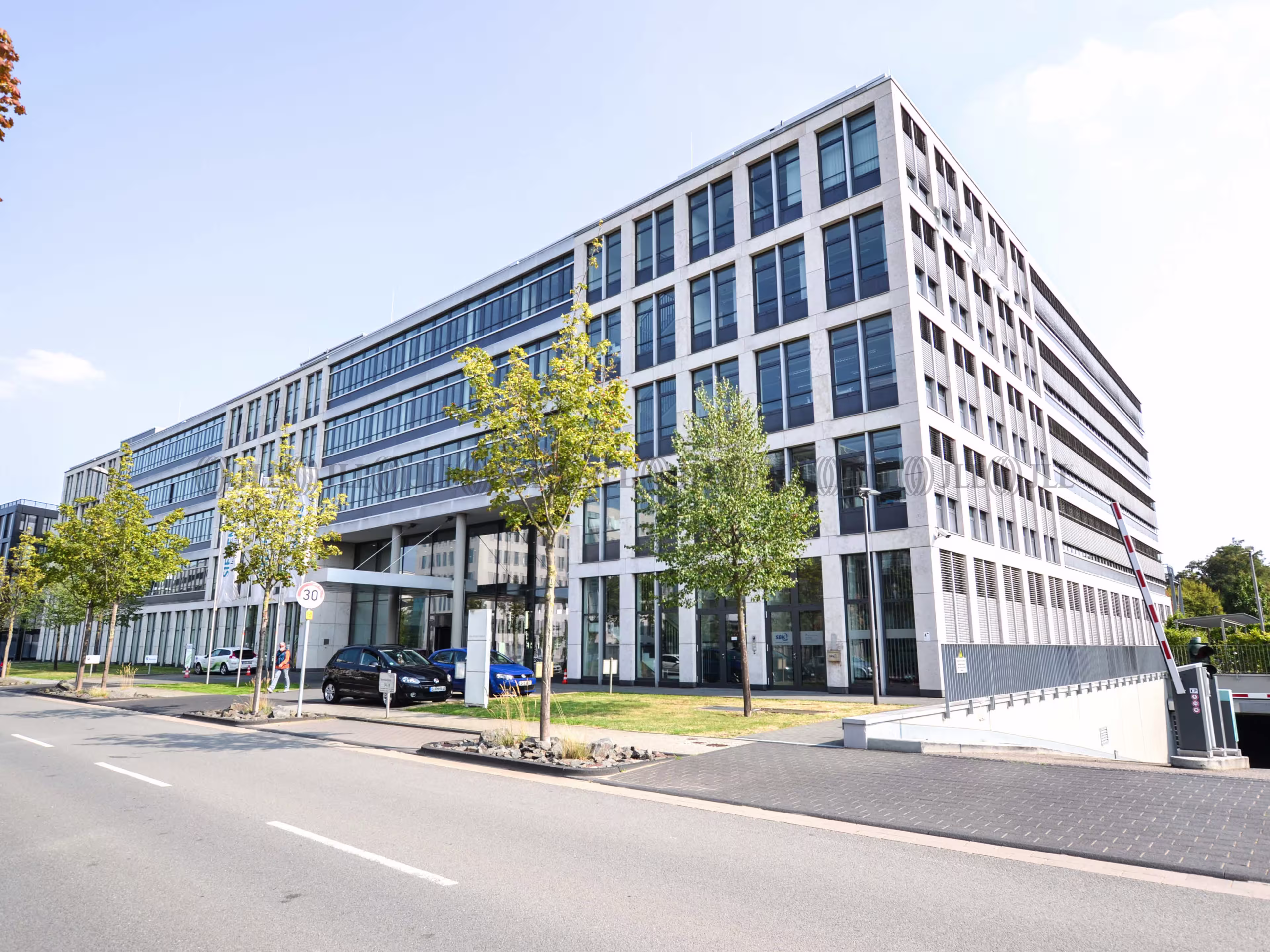 Büroimmobilie - Düsseldorf, Unterrath - D3273